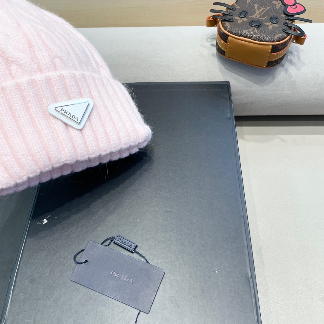  普拉达Prada秋冬韩版百搭兔毛针织帽保暖小头围麻花日系休闲纯色复古毛线帽潮