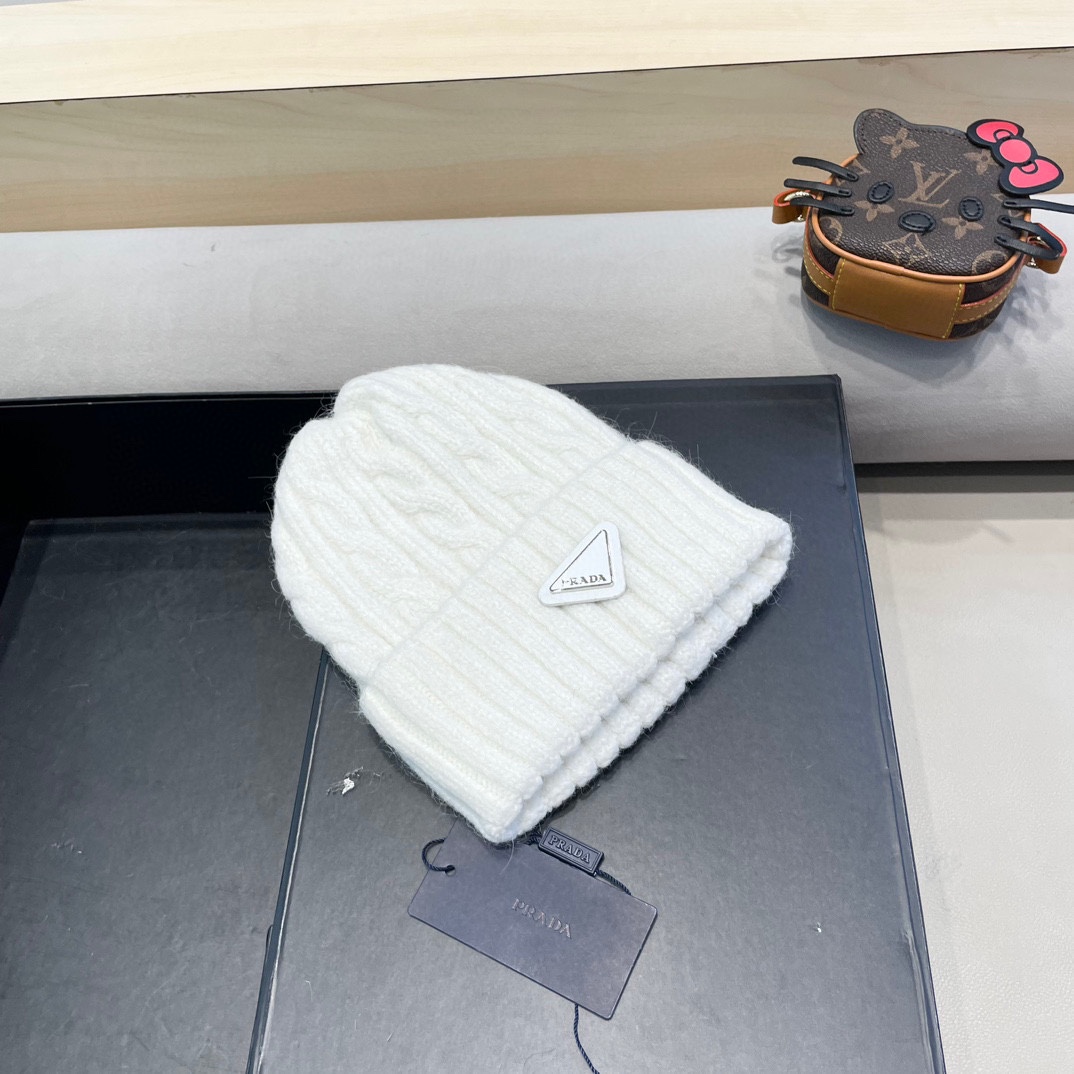  普拉达Prada秋冬韩版百搭兔毛针织帽保暖小头围麻花日系休闲纯色复古毛线帽潮