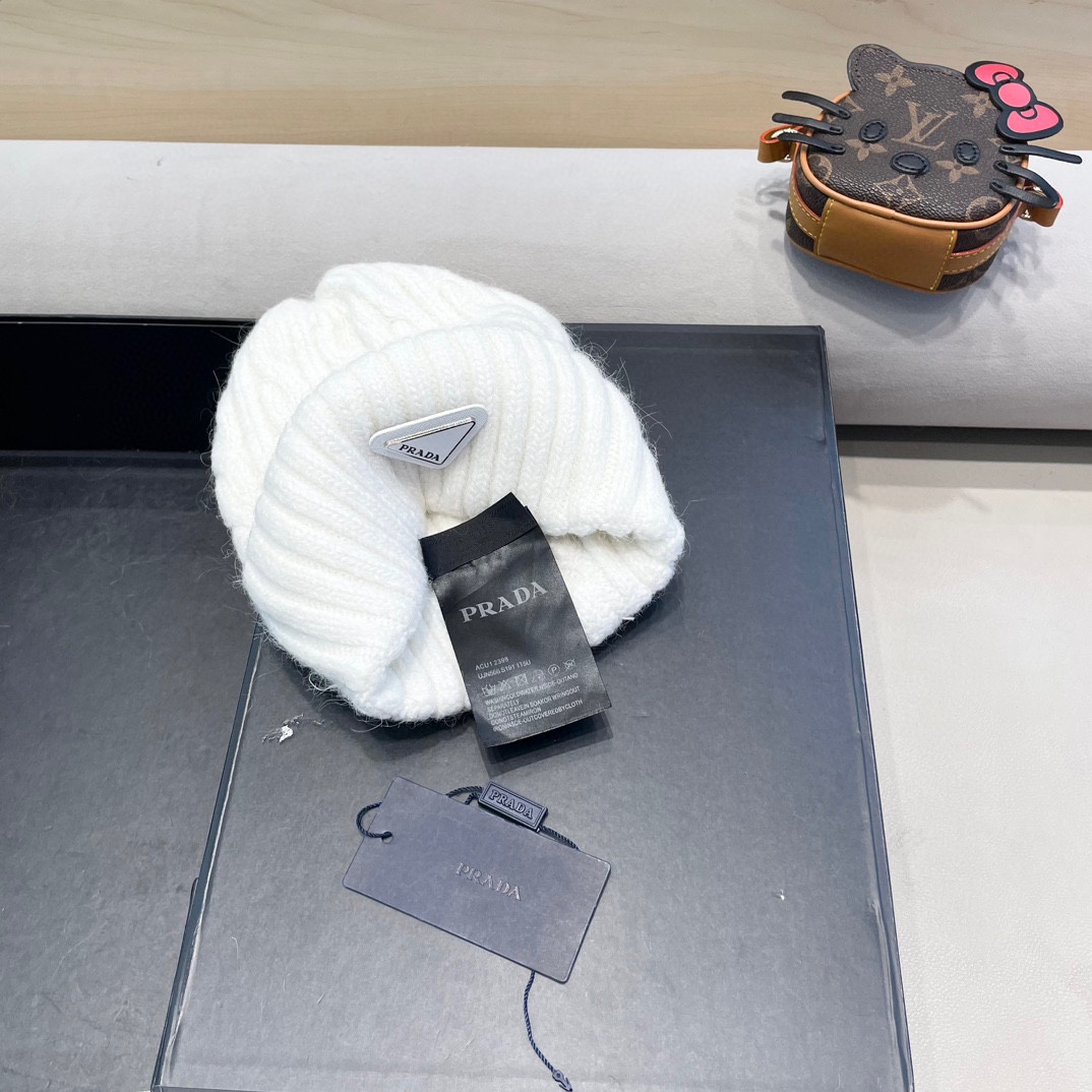  普拉达Prada秋冬韩版百搭兔毛针织帽保暖小头围麻花日系休闲纯色复古毛线帽潮