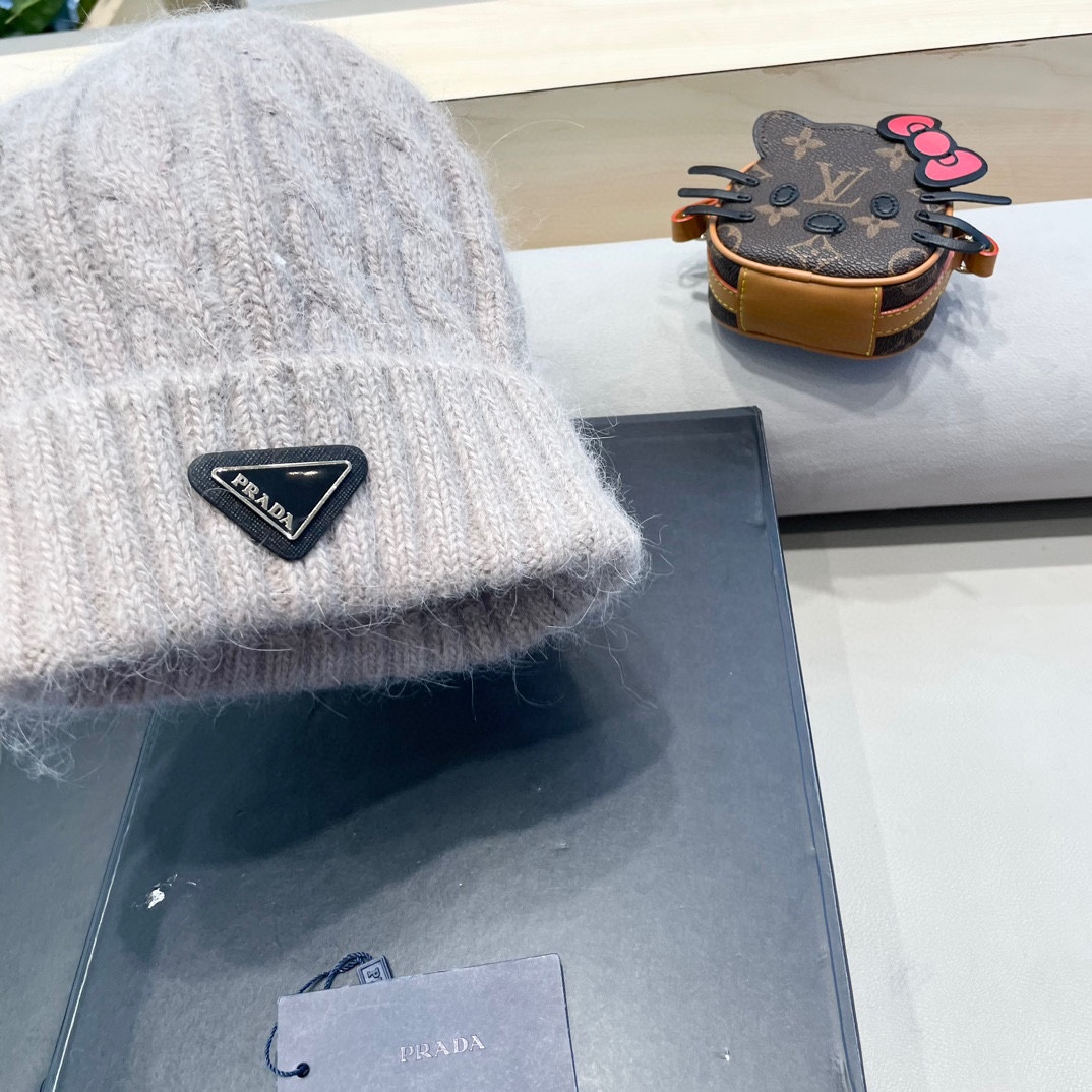  普拉达Prada秋冬韩版百搭兔毛针织帽保暖小头围麻花日系休闲纯色复古毛线帽潮