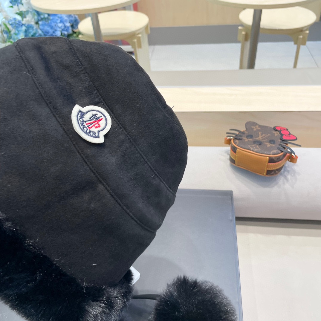  moncler潮牌蒙口凌誉麂皮绒球球渔夫帽加厚加绒保暖百搭滑雪护耳雷锋帽