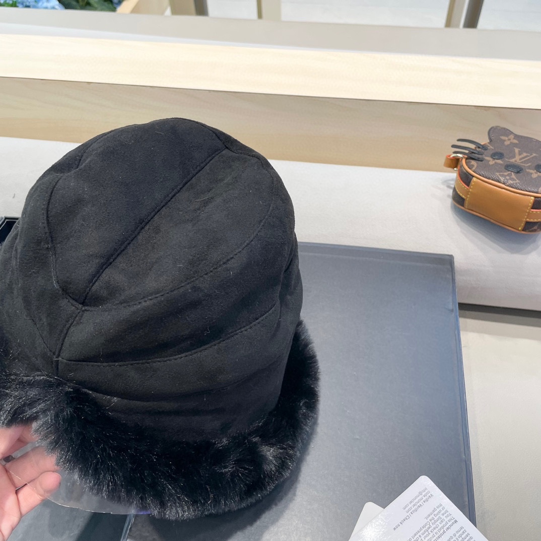  moncler潮牌蒙口凌誉麂皮绒球球渔夫帽加厚加绒保暖百搭滑雪护耳雷锋帽