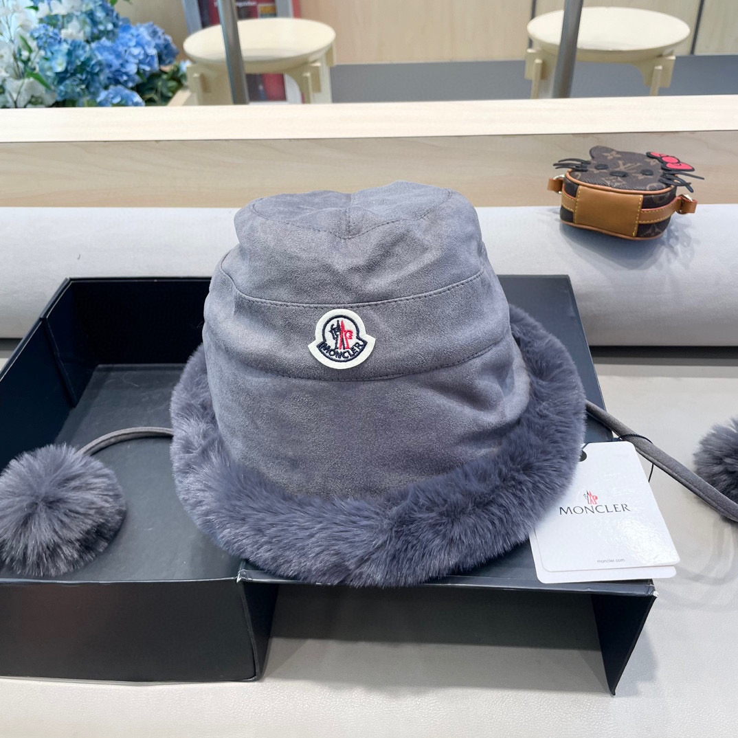  moncler潮牌蒙口凌誉麂皮绒球球渔夫帽加厚加绒保暖百搭滑雪护耳雷锋帽
