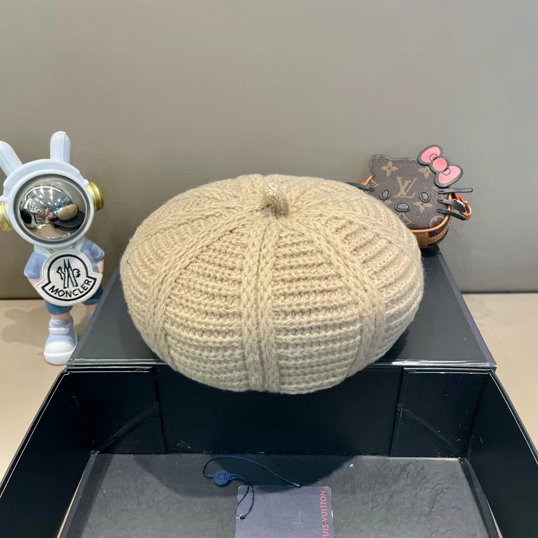  LV路易威登针织贝雷帽，帽型超百搭，头围57cm左右