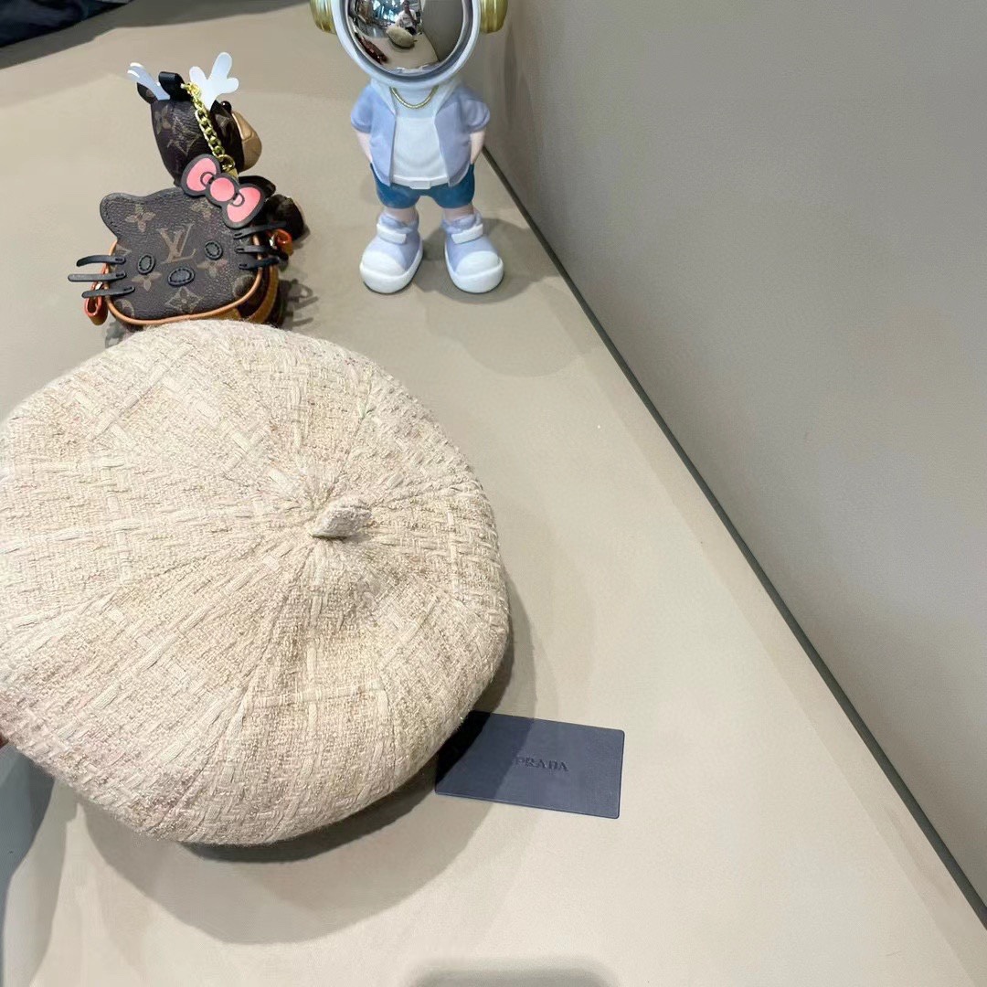  PRADA普拉达贝雷帽女秋冬圆脸显脸小蓓蕾帽网红潮日系复古休闲百搭画家帽