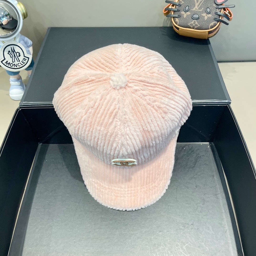  【CHANEL香奈儿】新款秋冬小香风款棒球帽🧢，毛绒绒的非常舒服 大牌款超好搭配，闭眼入的一款