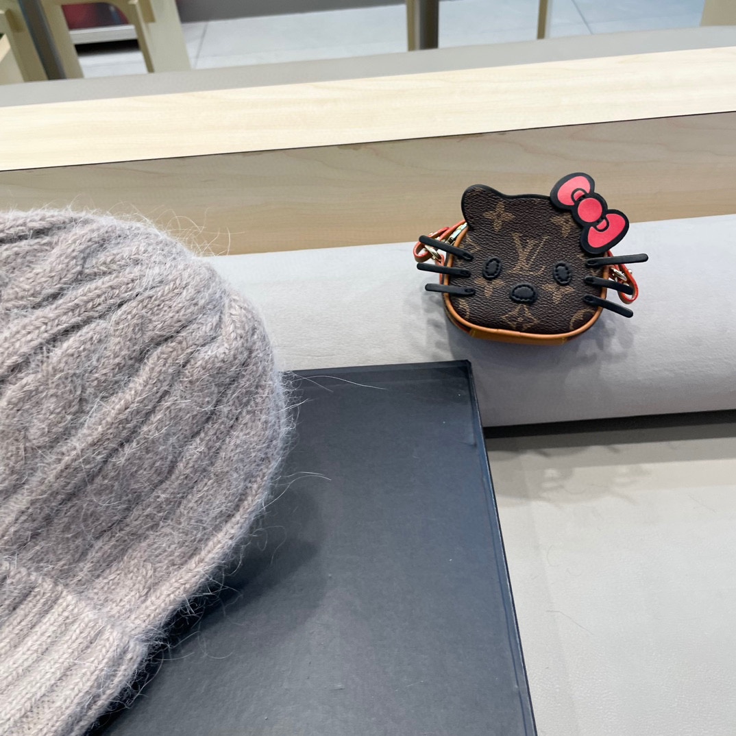   巴宝莉Burberry2024新款针织麻花毛线帽女秋冬季护耳防寒保暖帽子字母贴布冷帽潮