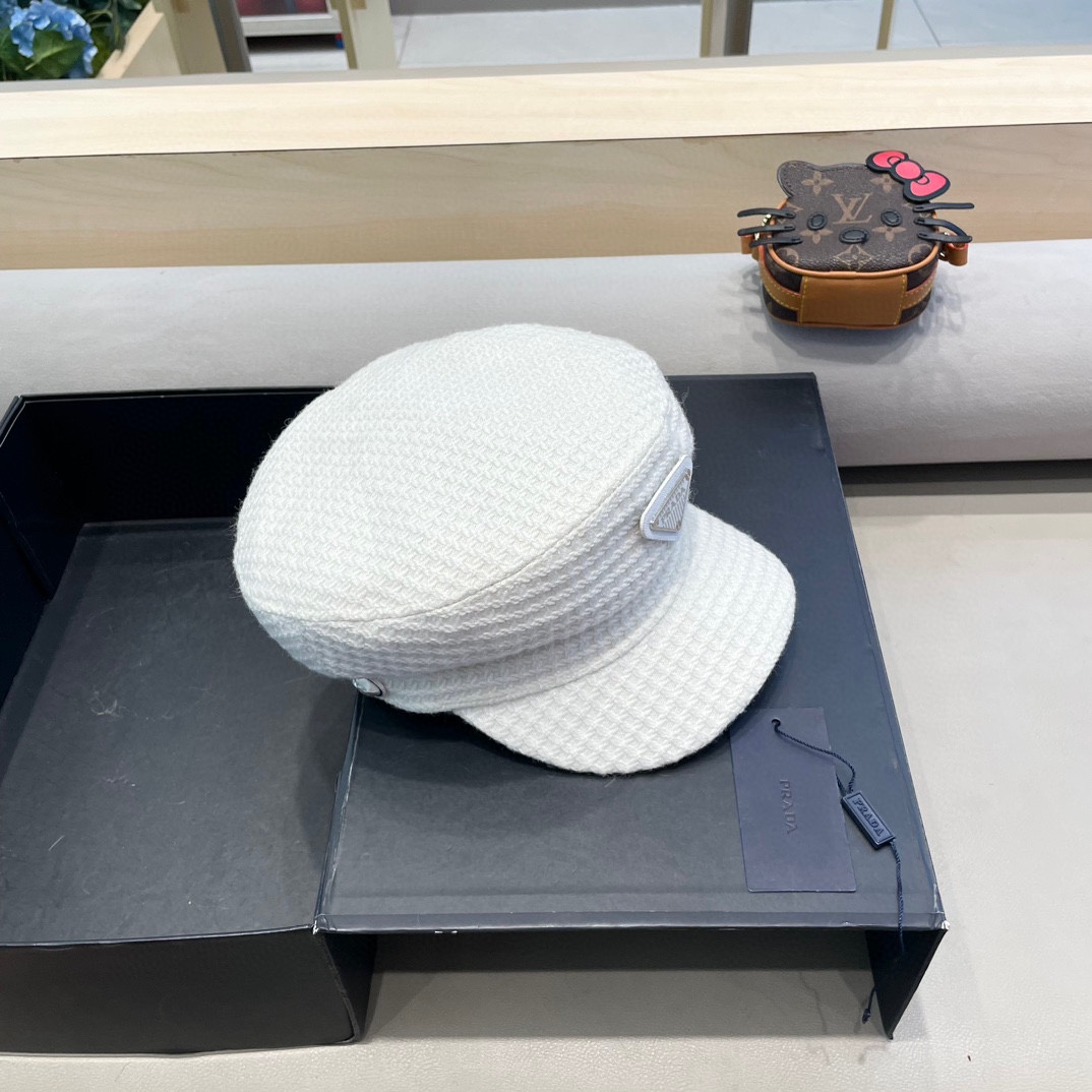  普拉达Prada秋冬天名媛风日系休闲韩版贝雷帽百搭女士英伦欧美黑色平顶帽潮流