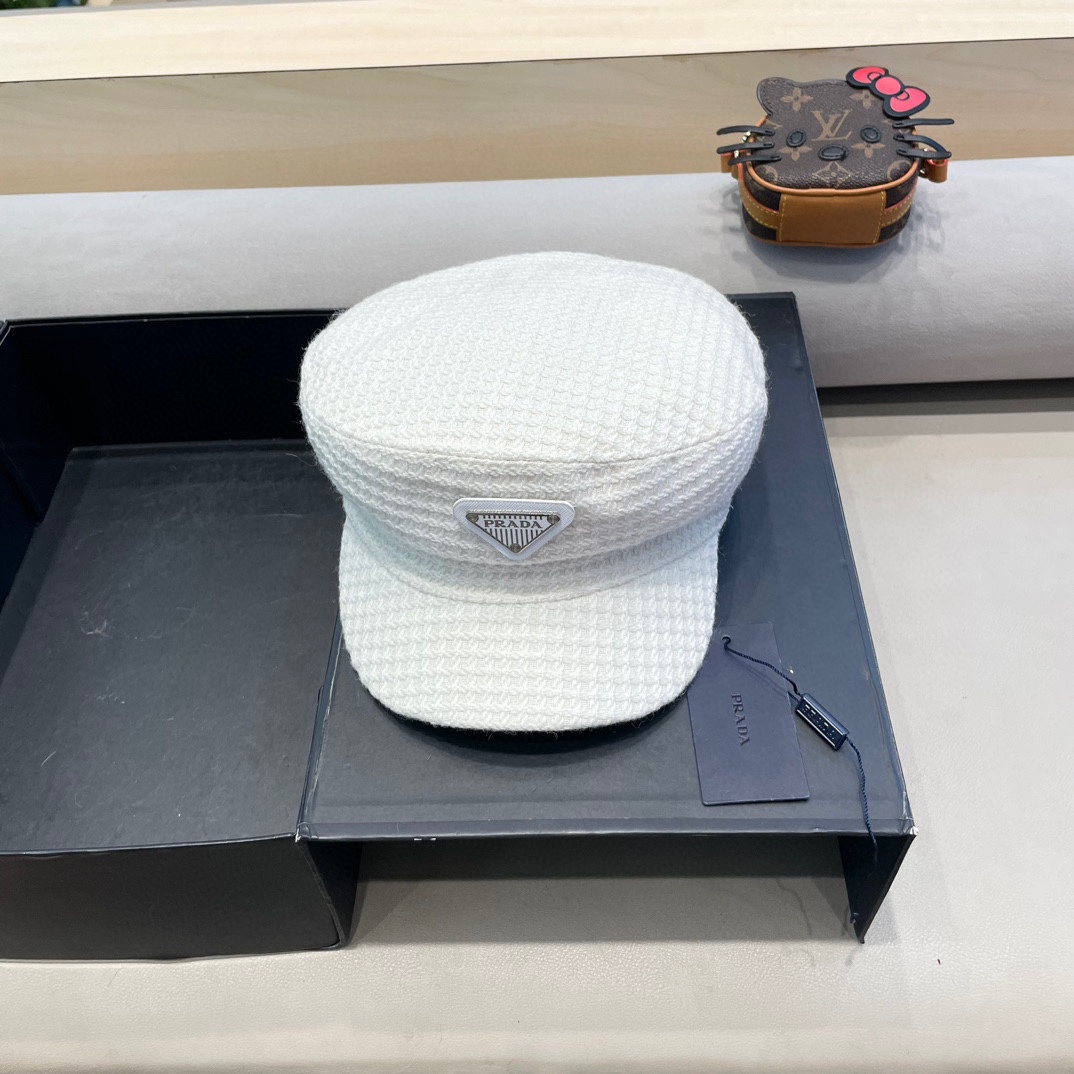  普拉达Prada秋冬天名媛风日系休闲韩版贝雷帽百搭女士英伦欧美黑色平顶帽潮流