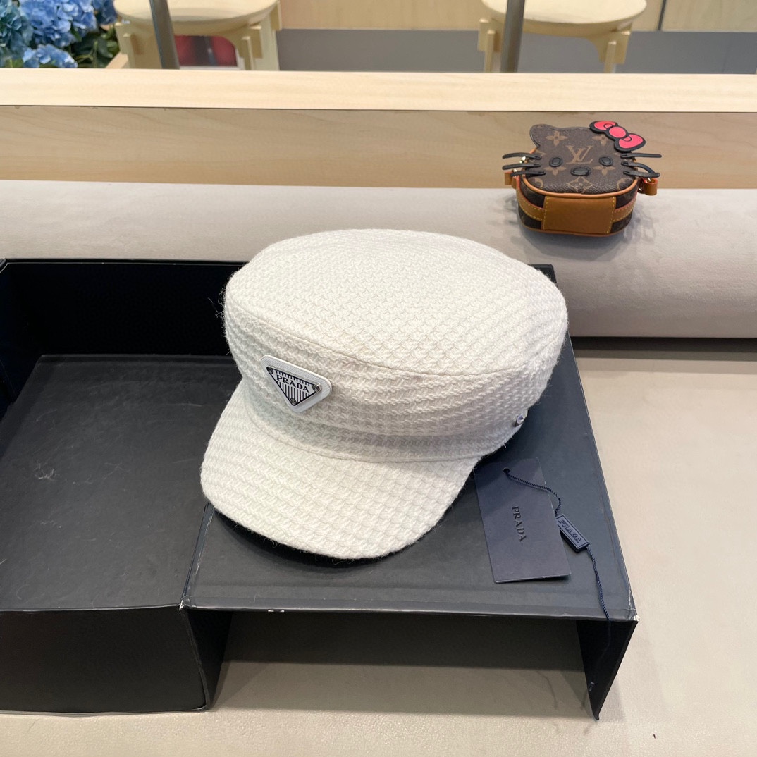  普拉达Prada秋冬天名媛风日系休闲韩版贝雷帽百搭女士英伦欧美黑色平顶帽潮流