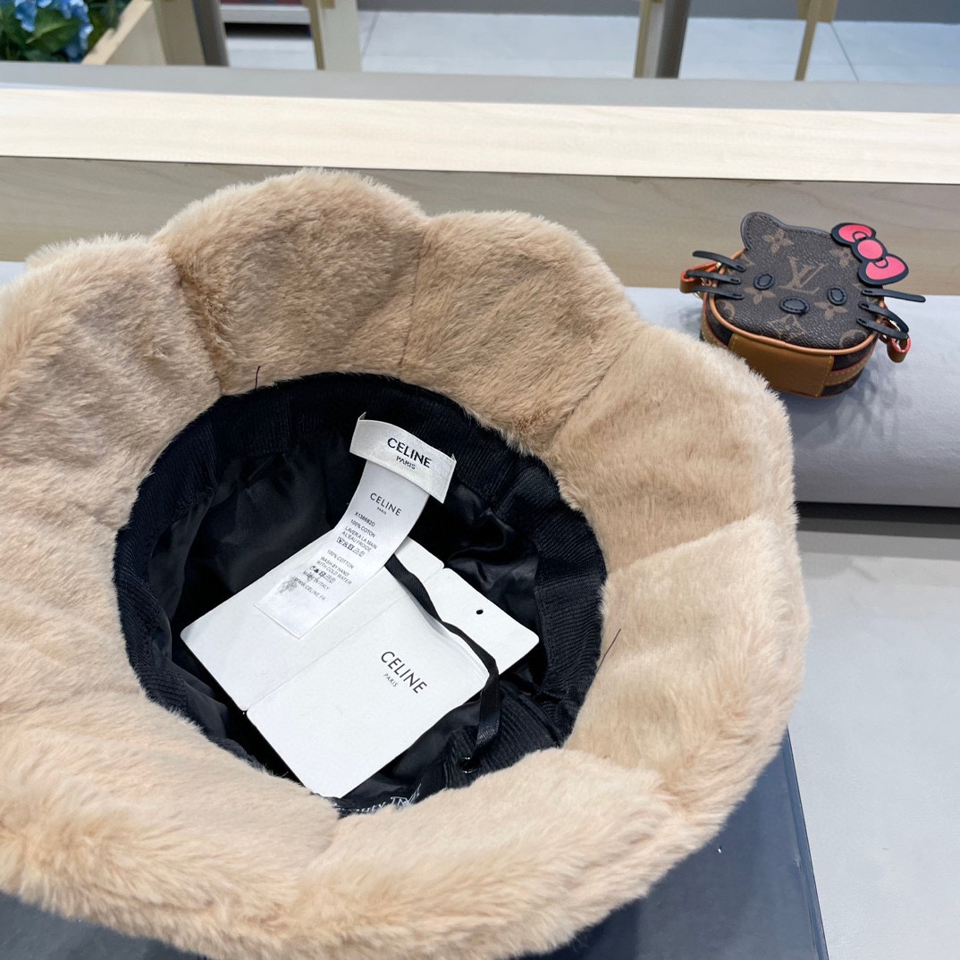 塞琳Celine韩版兔毛渔夫帽子女素颜百搭保暖遮脸水桶帽秋冬毛茸茸显脸小盆帽