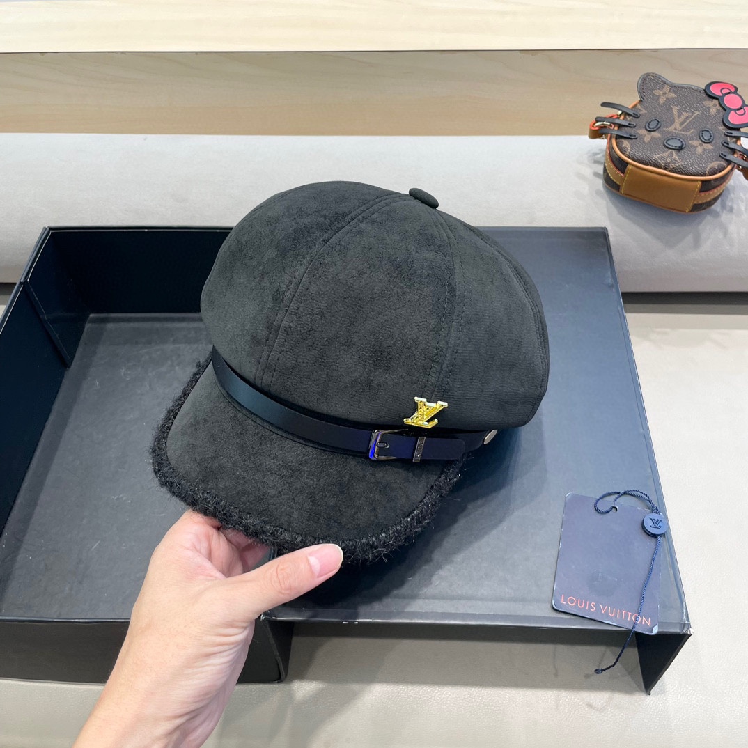  lv路易威登2024年冬季新款韩版简约百搭小皮扣八角帽子女加厚加绒保暖画家帽