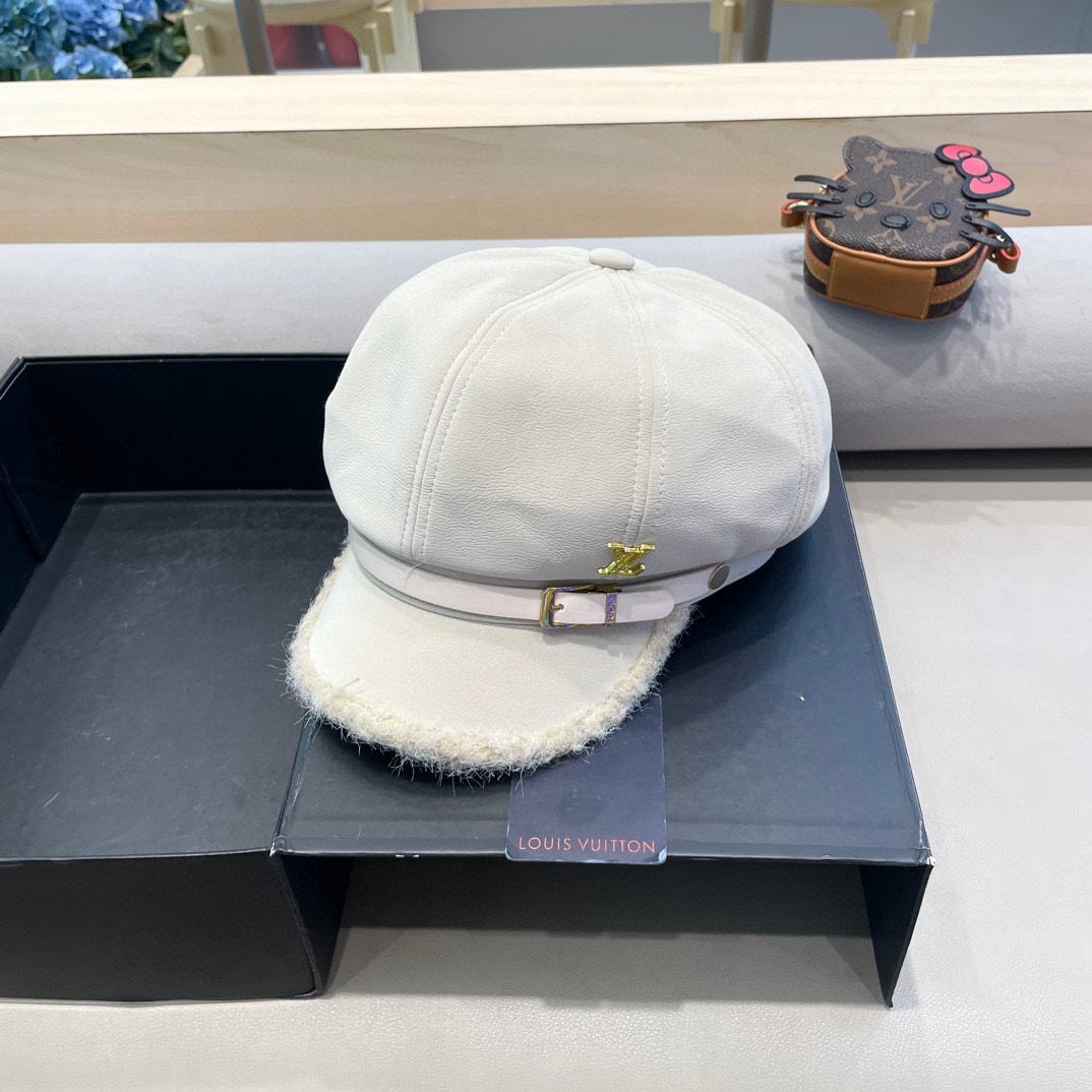  lv路易威登2024年冬季新款韩版简约百搭小皮扣八角帽子女加厚加绒保暖画家帽