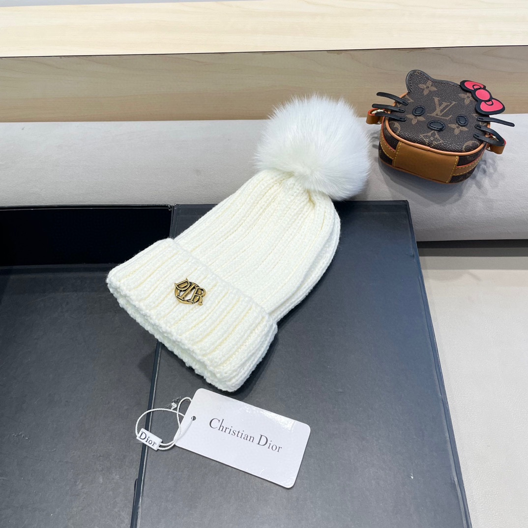 moncler针织帽秋冬新款帽子女士毛线帽仿狐狸毛球球帽假毛球加厚保暖帽子