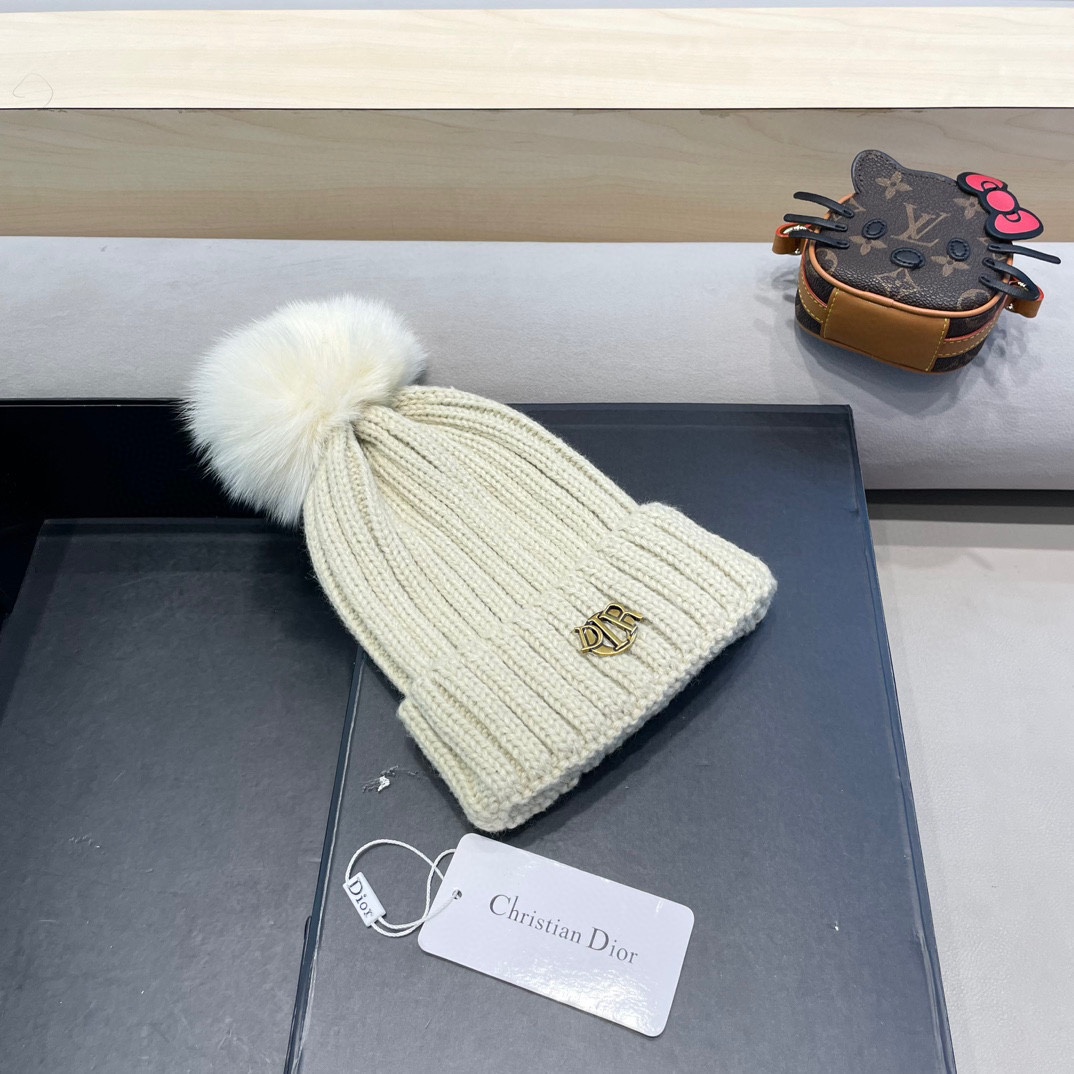 moncler针织帽秋冬新款帽子女士毛线帽仿狐狸毛球球帽假毛球加厚保暖帽子