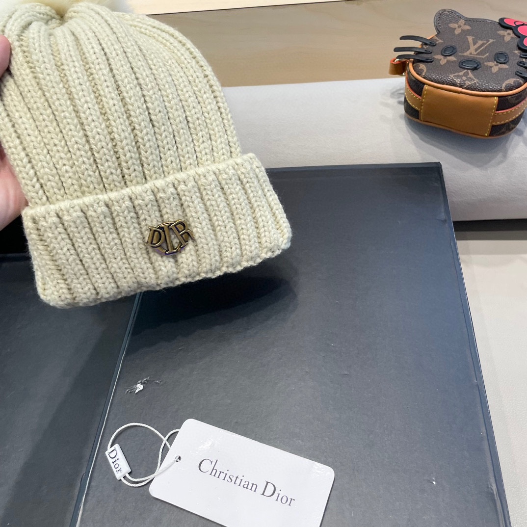 moncler针织帽秋冬新款帽子女士毛线帽仿狐狸毛球球帽假毛球加厚保暖帽子