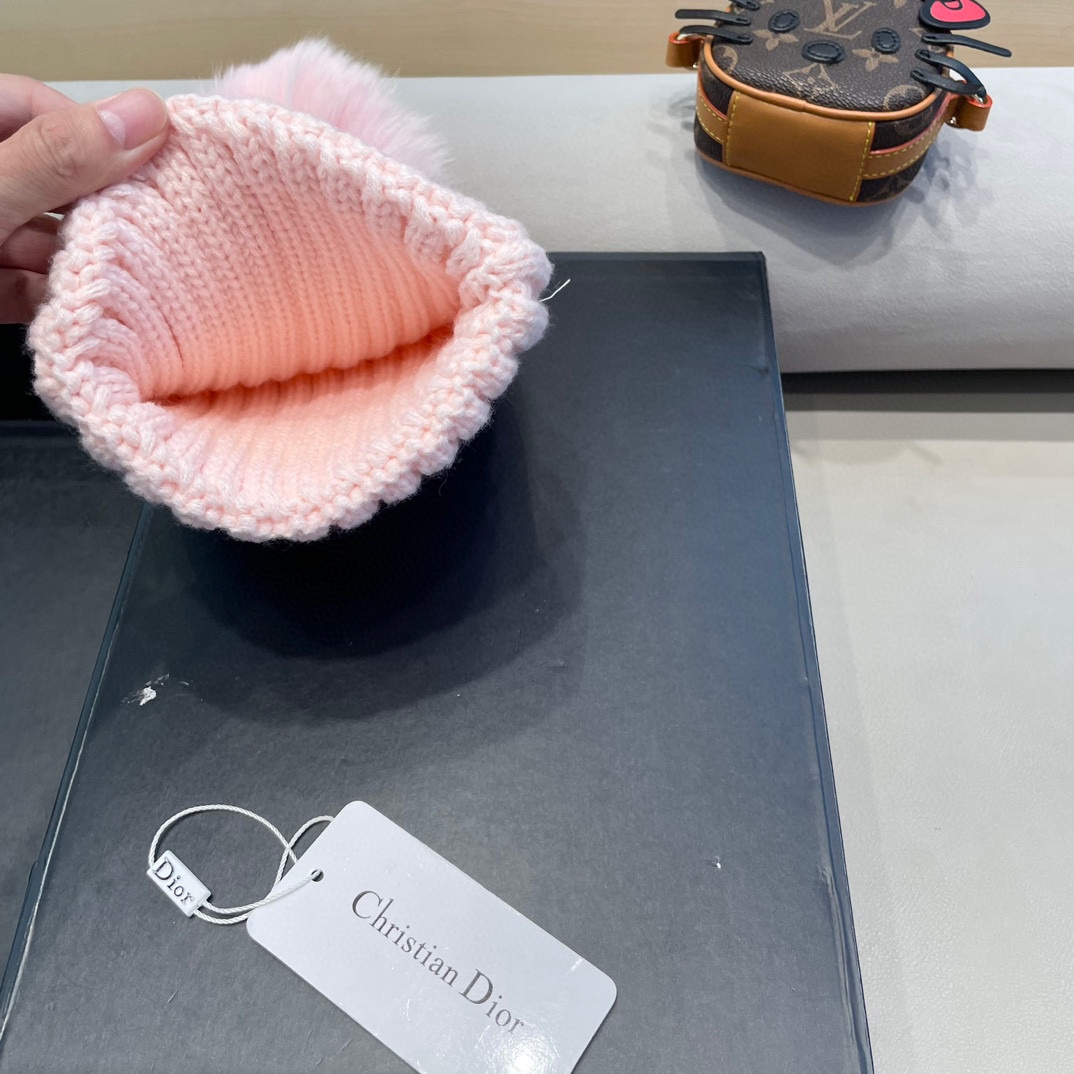 moncler针织帽秋冬新款帽子女士毛线帽仿狐狸毛球球帽假毛球加厚保暖帽子