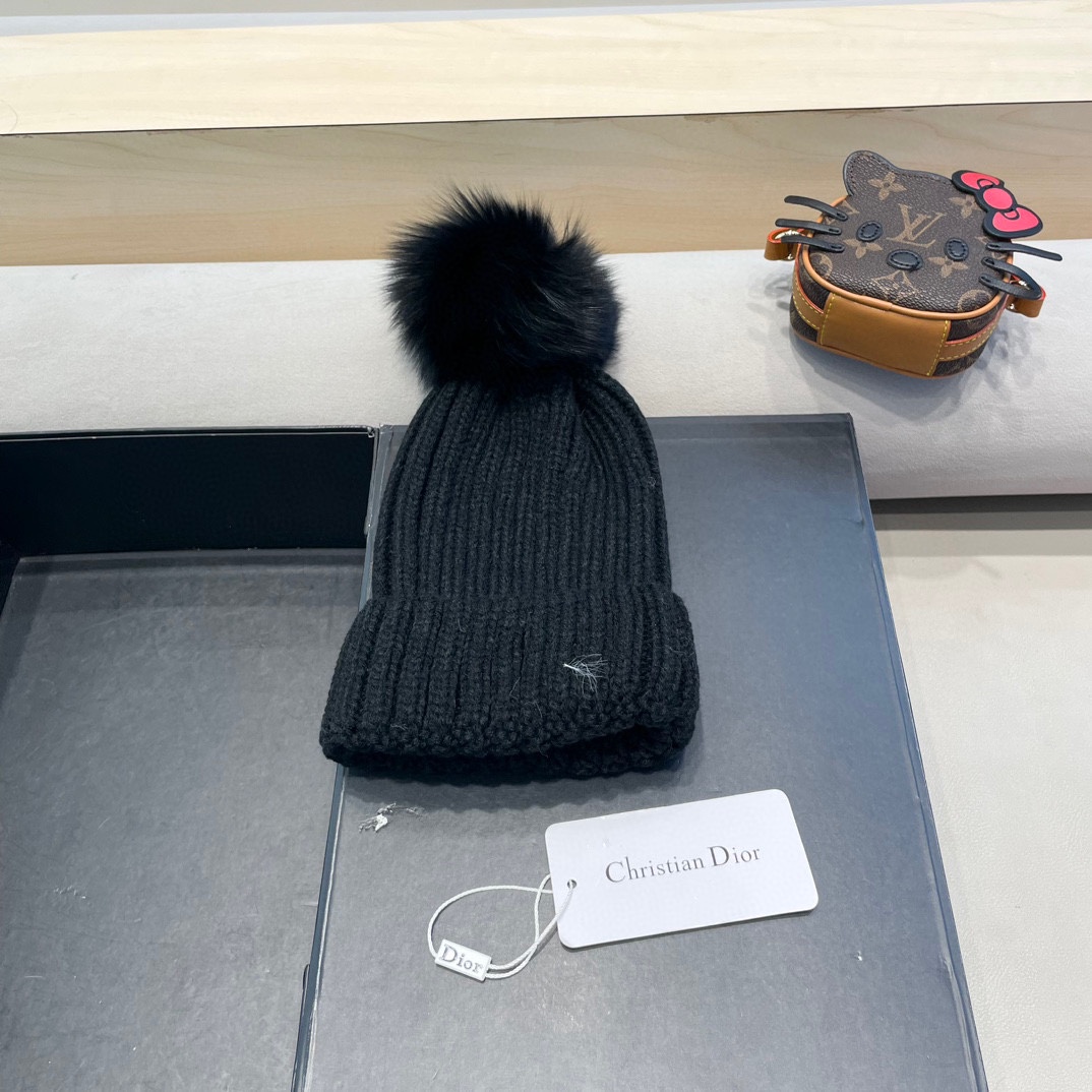 moncler针织帽秋冬新款帽子女士毛线帽仿狐狸毛球球帽假毛球加厚保暖帽子