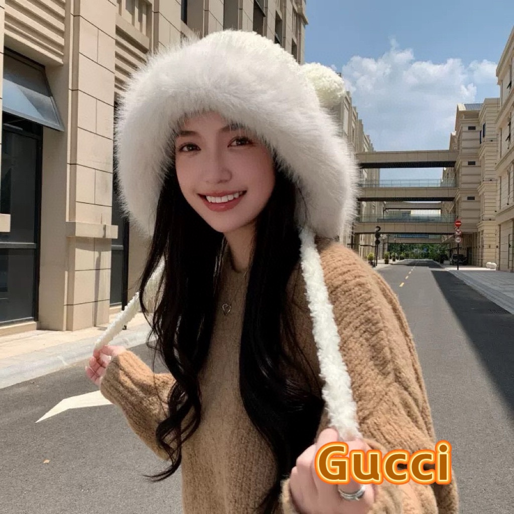  Gucci 可爱小熊耳朵百搭纯色保暖显脸小女款冬季时尚保暖防寒新款毛绒帽
