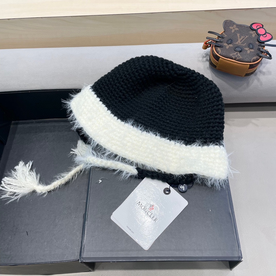  moncler  新款针织渔夫帽女时尚拼色流苏水桶帽秋冬季保暖毛线帽子女