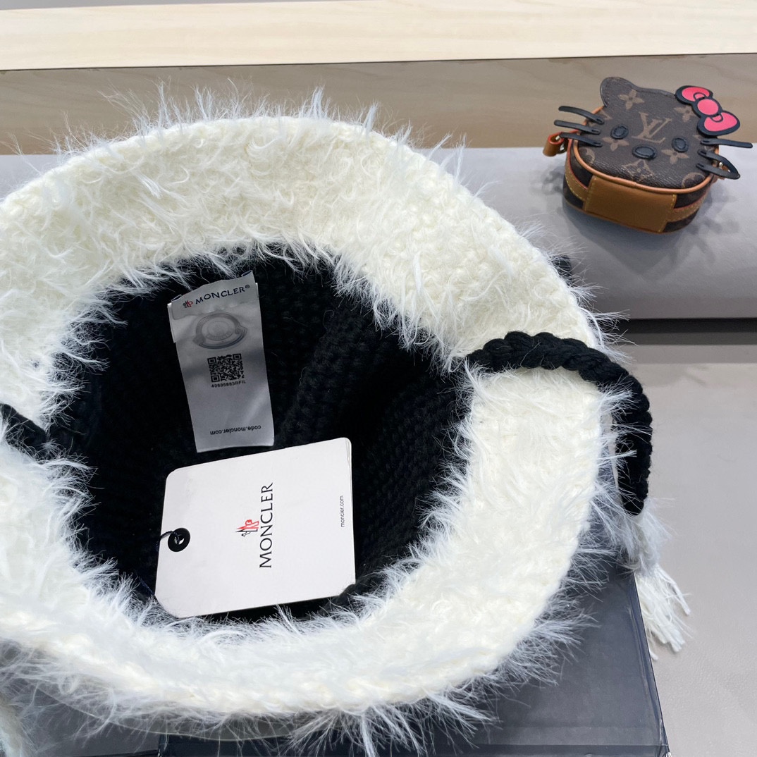  moncler  新款针织渔夫帽女时尚拼色流苏水桶帽秋冬季保暖毛线帽子女