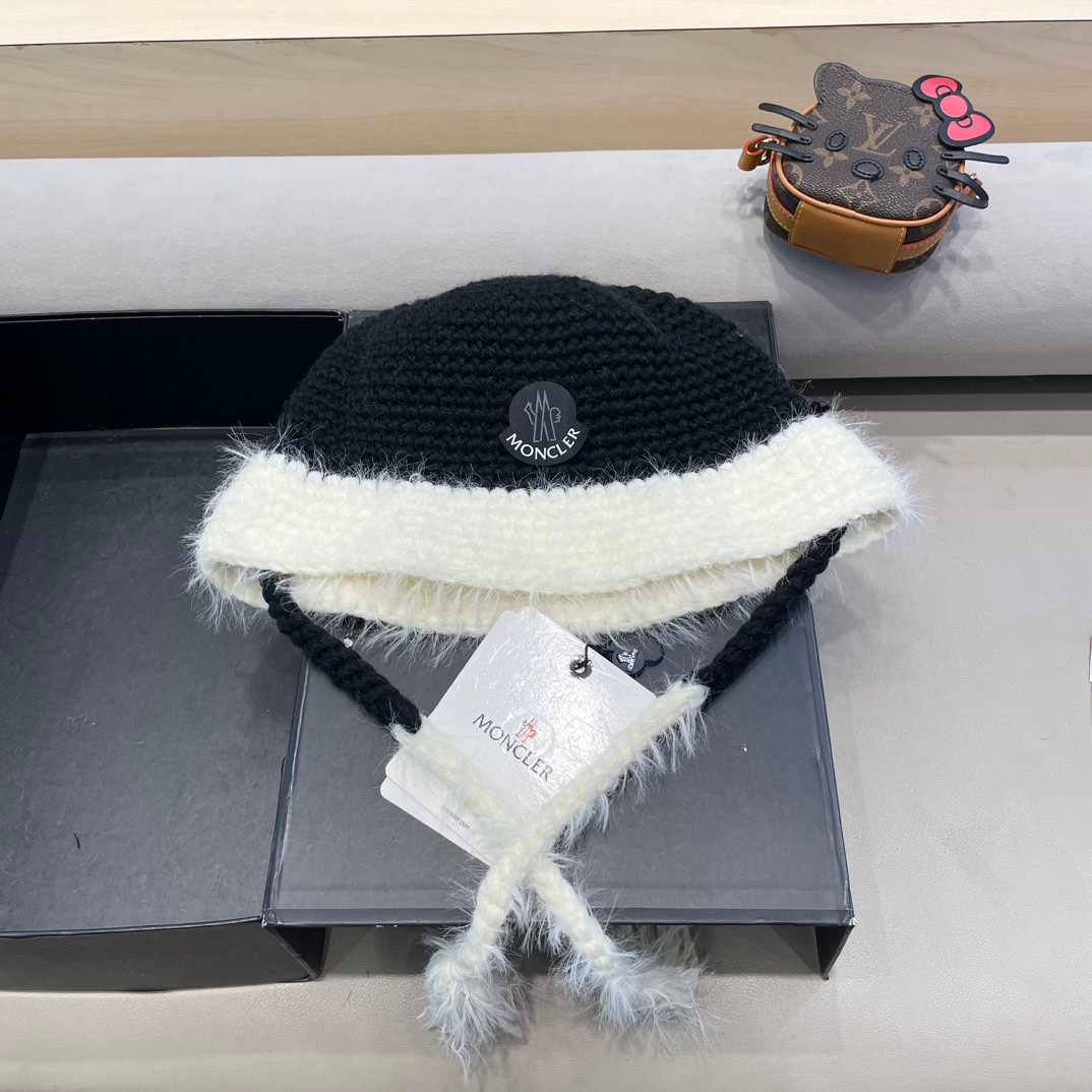  moncler  新款针织渔夫帽女时尚拼色流苏水桶帽秋冬季保暖毛线帽子女