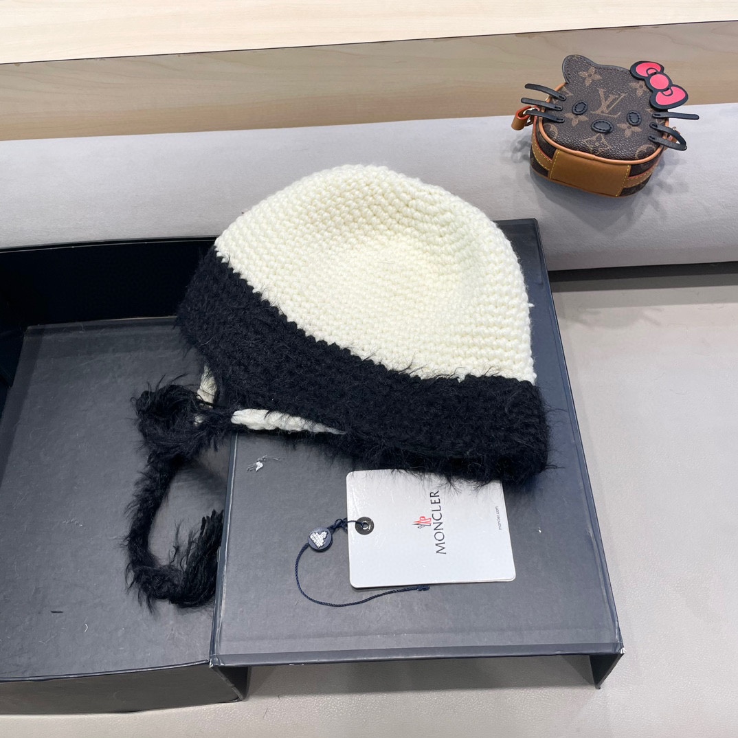  moncler  新款针织渔夫帽女时尚拼色流苏水桶帽秋冬季保暖毛线帽子女