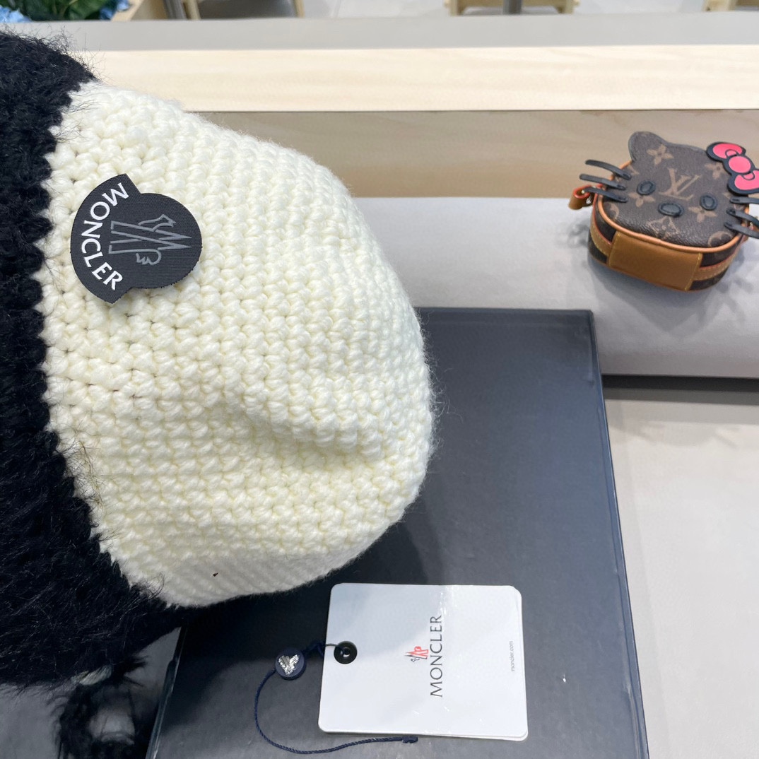  moncler  新款针织渔夫帽女时尚拼色流苏水桶帽秋冬季保暖毛线帽子女