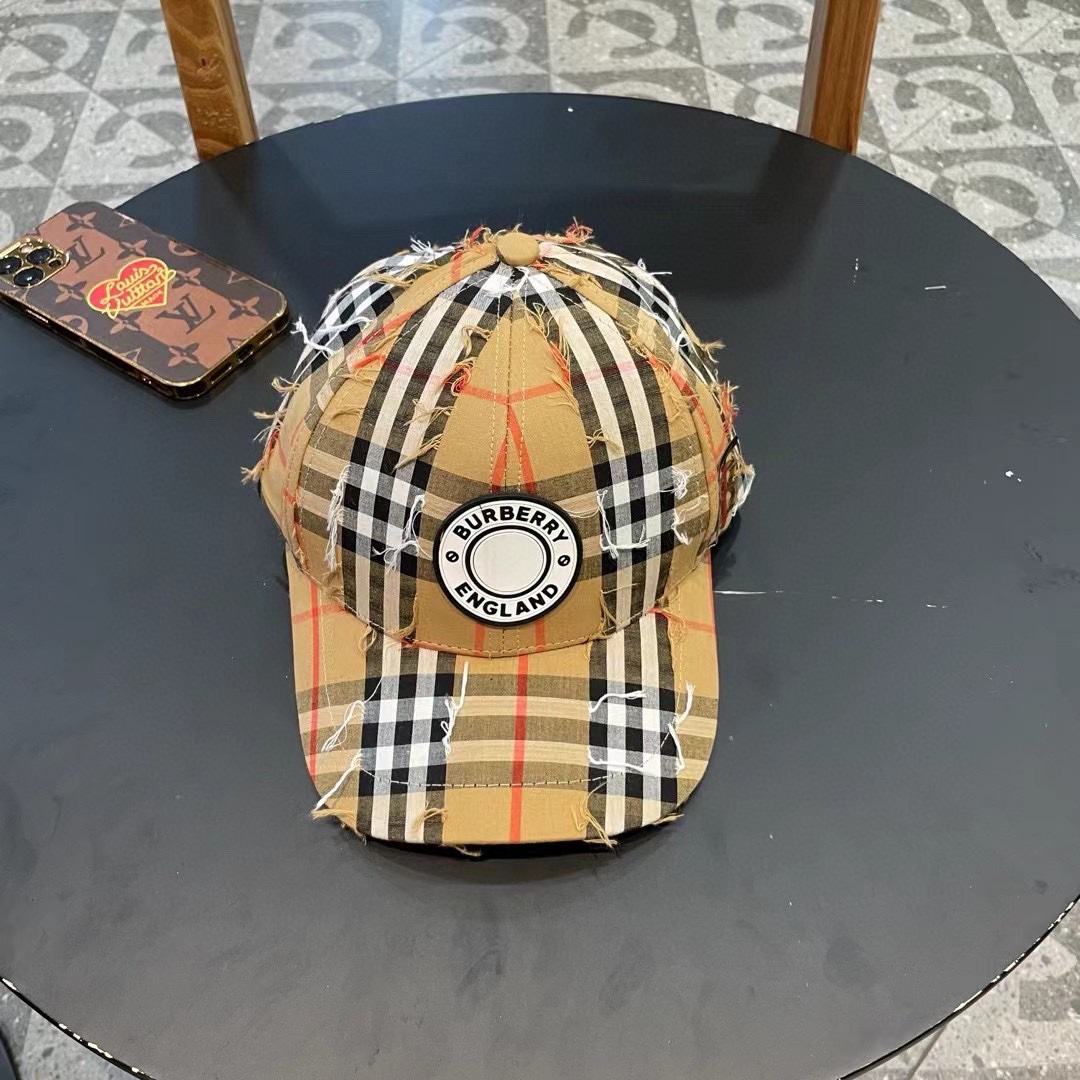 NO:362771,Burberry (Burberry) new original single embroidered alphabet baseball cap, hot sale style pure cotton lining, perfect style, original quality, exclusive real shot, men and women hats, straw hats, fisherman hats, baseball hats, knit hats, hats, burberry, burberry, espadrilles, hatsBurberry（巴宝莉）新款原单刺绣字母棒球帽 专柜热卖款纯棉内里,完美版型,原厂品质,独家实物拍摄,男女款帽子草帽渔夫帽棒球帽针织帽,帽子,burberry,burberry,espadrilles,hats,hat
