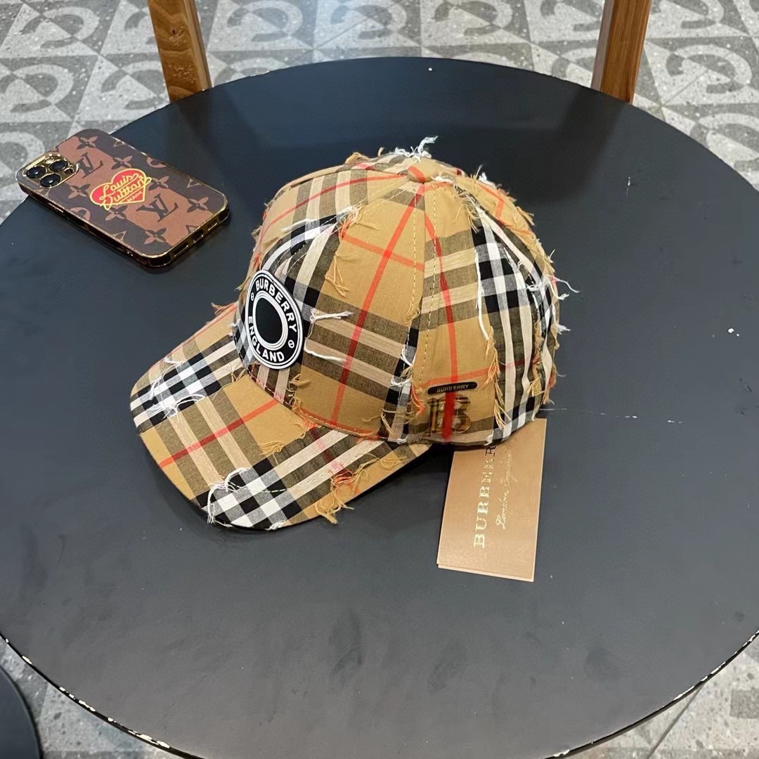    🧢Burberry（巴宝莉）原单刺绣字母棒球帽  专柜热卖款纯棉内里，完美版型，原厂品质，独家实物