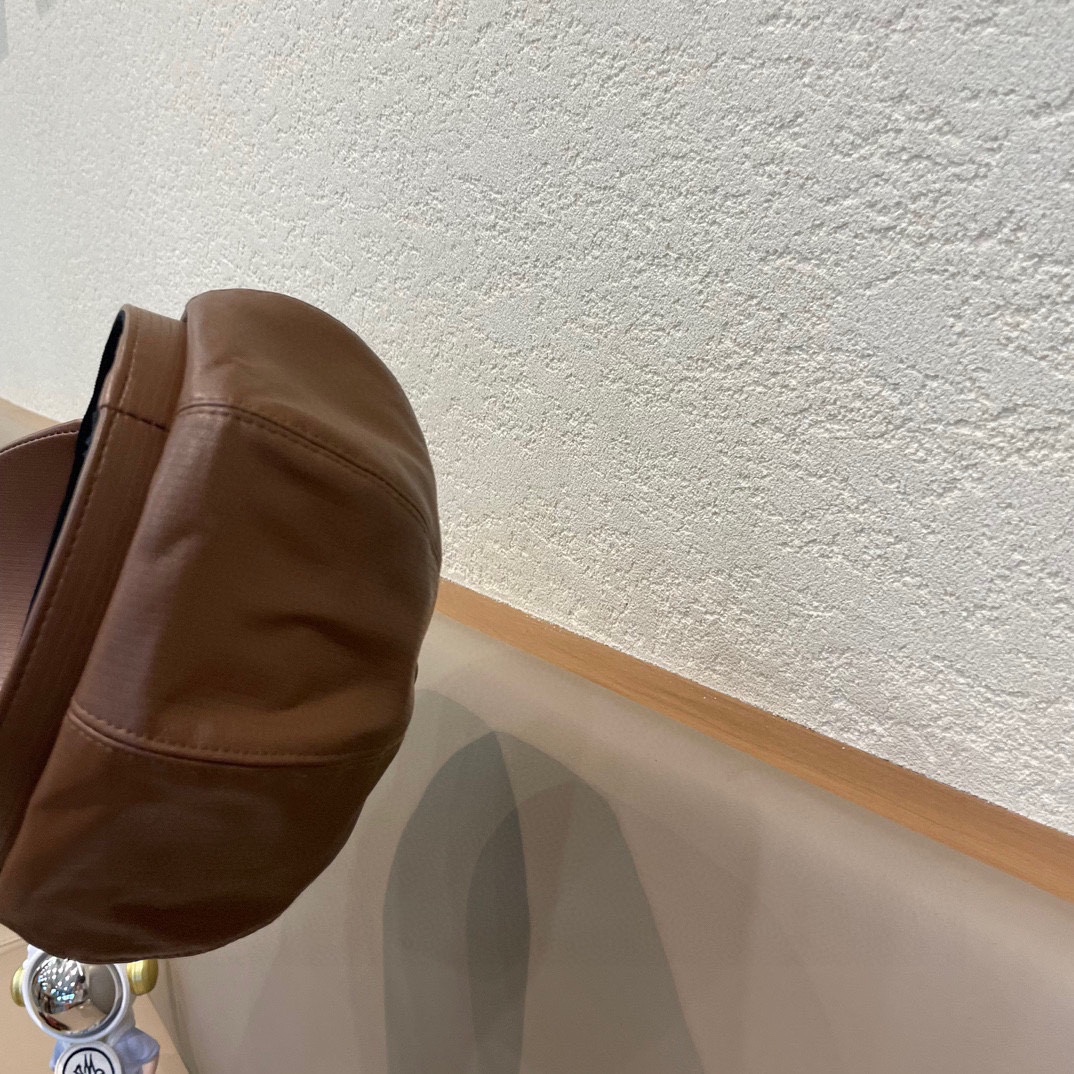 DIOR迪奥复古贝雷帽皮质八角帽女生大头围显脸小报童帽英伦风画家帽子男