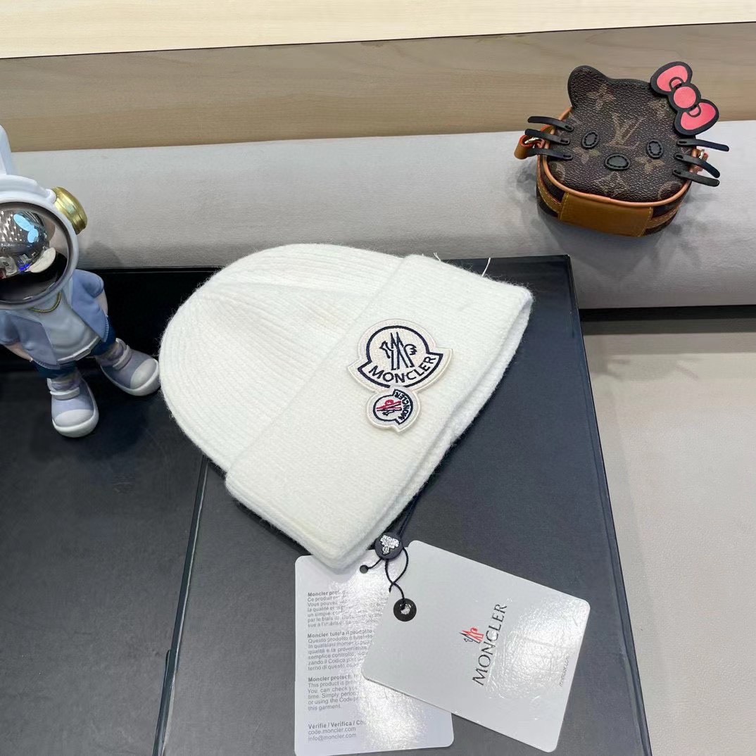 👒蒙‌口Moncler👒官‌网最新‎双LOGO蒙​口针​织‌帽‎，配​蒙口专​柜‎防尘‌袋，防伪‎标签​