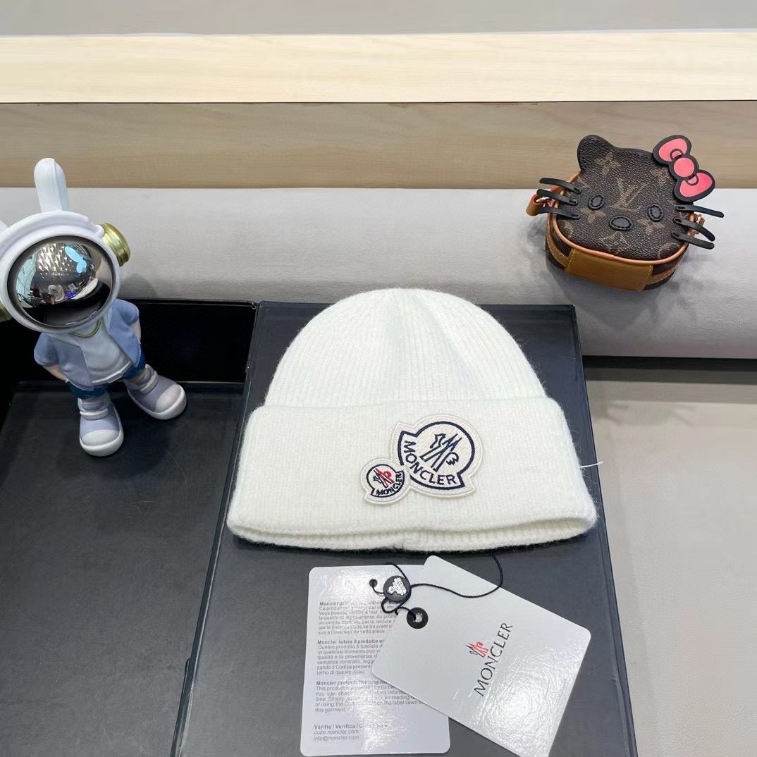 👒蒙‌口Moncler👒官‌网最新‎双LOGO蒙​口针​织‌帽‎，配​蒙口专​柜‎防尘‌袋，防伪‎标签​