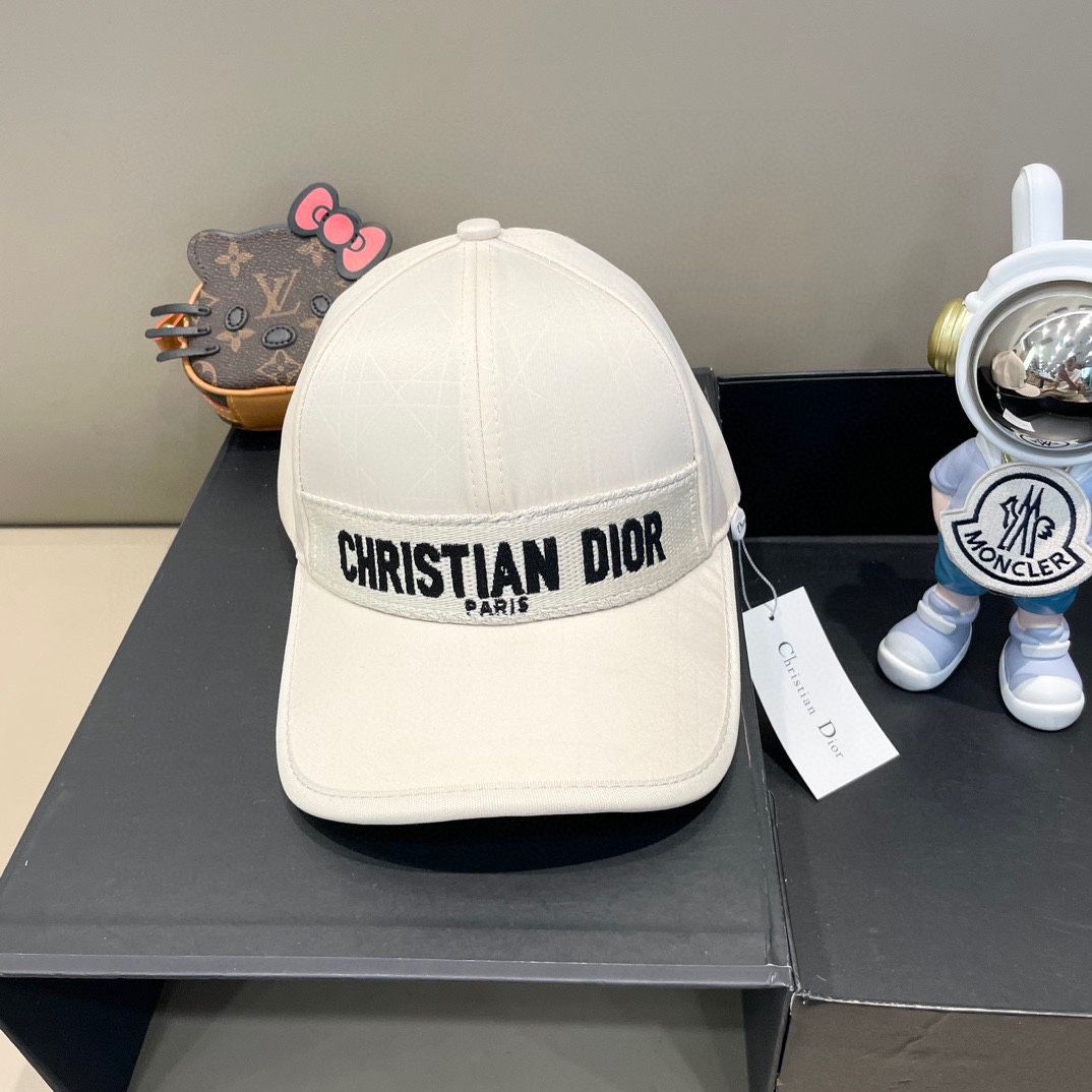 NO:215340,[DIOR] New simple baseball caps with volume, new models are shipped, big brands are super easy to match, buy them quickly!  Hat fisherman hat baseball hat knit hat, hat, dior, dior, espadrilles, hats19860909【DIOR迪奥】新款走量简约棒球帽,新款出货,大牌款超好搭配,赶紧入手！帽子渔夫帽棒球帽针织帽,帽子,dior,dior,espadrilles,hats,hat