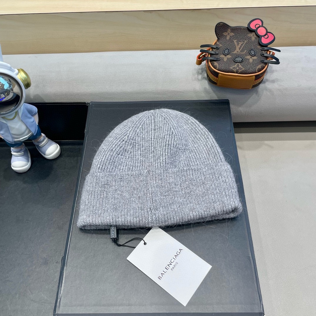 巴黎世家新款针织羊毛毛线帽，高品质定制羊毛，简约帅气新标志，男女同款超酷时尚街头风！兔毛头围:55-58