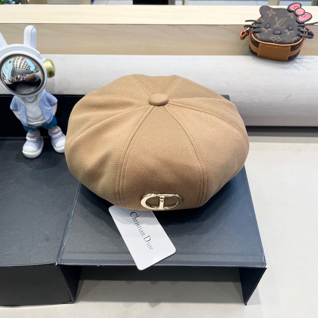 NO:215346,Dior beret women's autumn new style big head circumference showing face small Korean burgundy painter hat autumn and winter octagonal hat hat fisherman hat baseball hat knit hat, hat, dior, espadrilles, hats19860909Dior贝雷帽女秋季新款大头围显脸小韩系酒红色画家帽秋冬八角帽子帽子渔夫帽棒球帽针织帽,帽子,dior,espadrilles,hats,hat