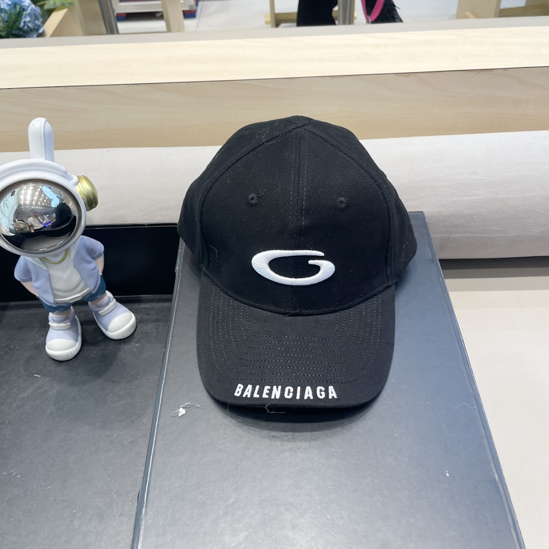 Balencia*a 巴黎世家新款棒球帽 🧢简约时尚超级无敌好看的帽子！