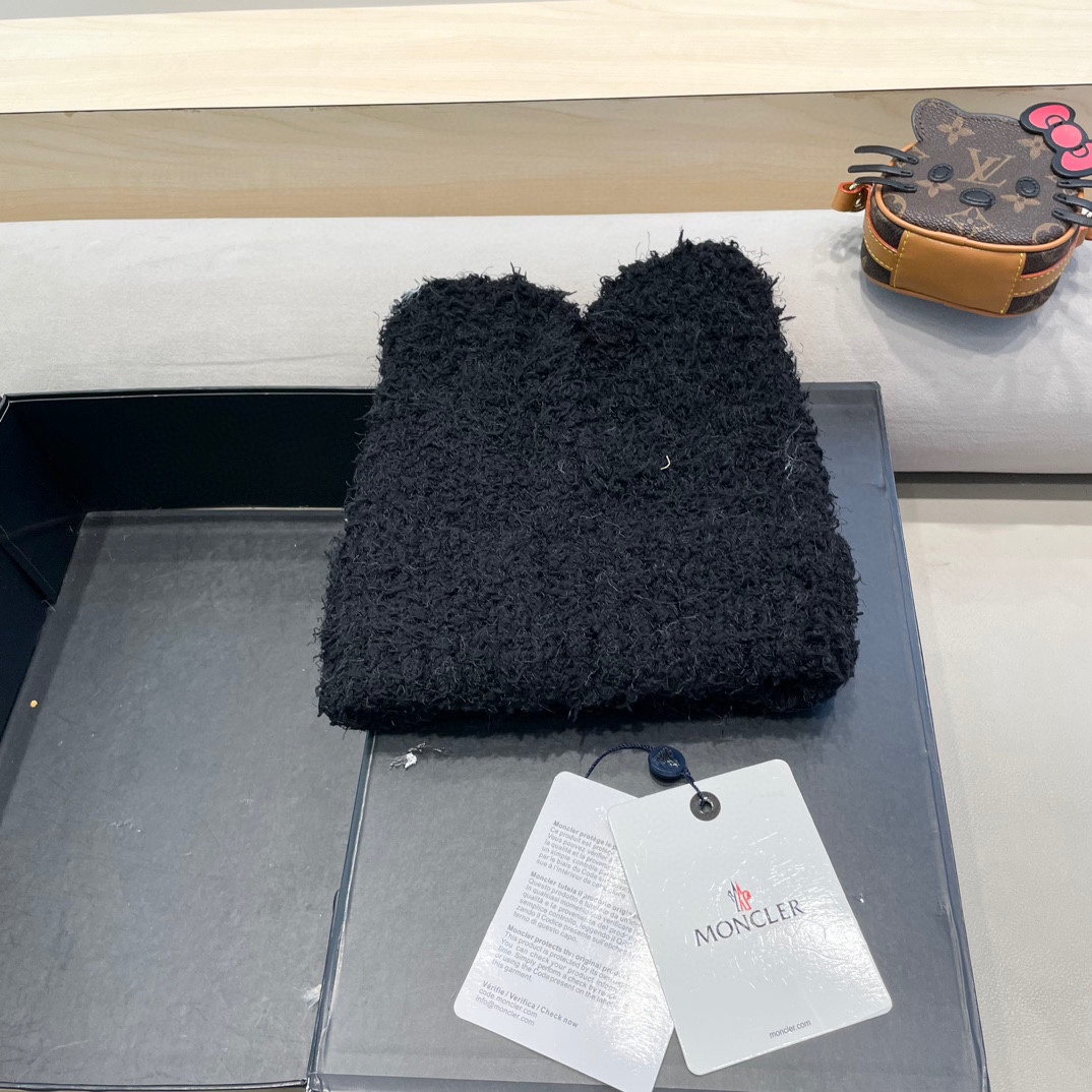 moncler蒙口可爱小熊耳朵毛绒帽子女秋冬季保暖护耳加绒加厚针织毛线套头冷帽