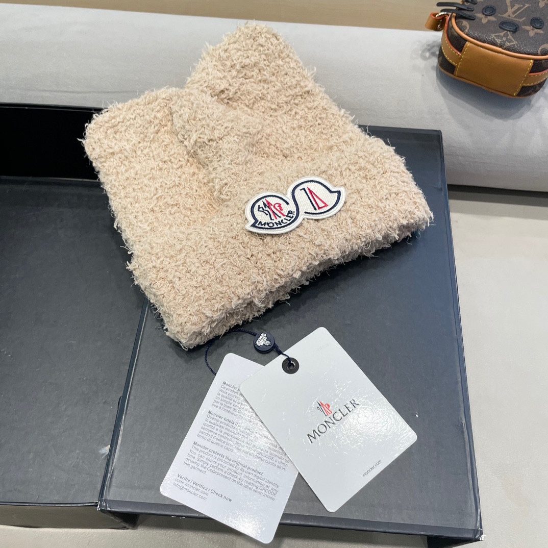 moncler蒙口可爱小熊耳朵毛绒帽子女秋冬季保暖护耳加绒加厚针织毛线套头冷帽