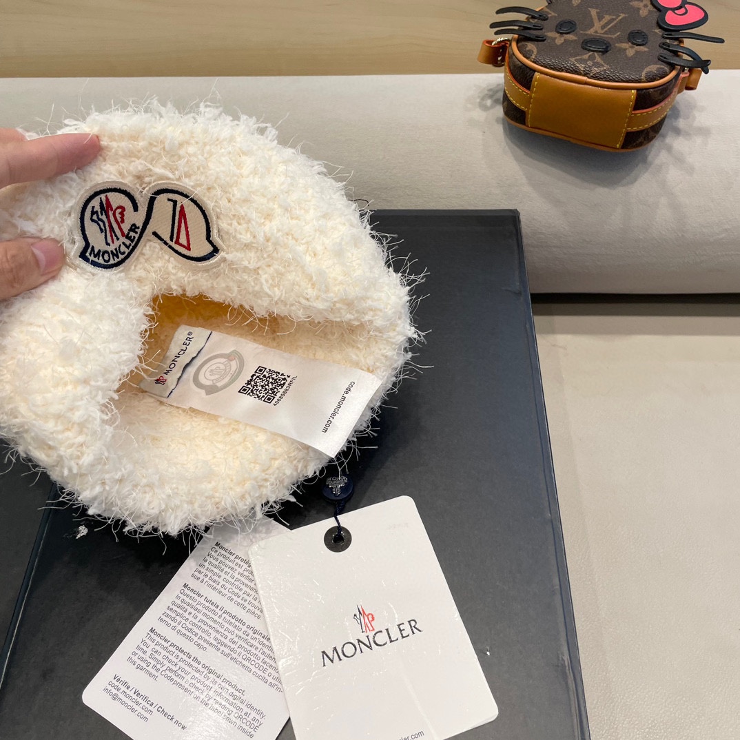 moncler蒙口可爱小熊耳朵毛绒帽子女秋冬季保暖护耳加绒加厚针织毛线套头冷帽