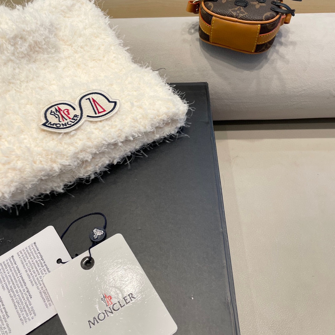 moncler蒙口可爱小熊耳朵毛绒帽子女秋冬季保暖护耳加绒加厚针织毛线套头冷帽