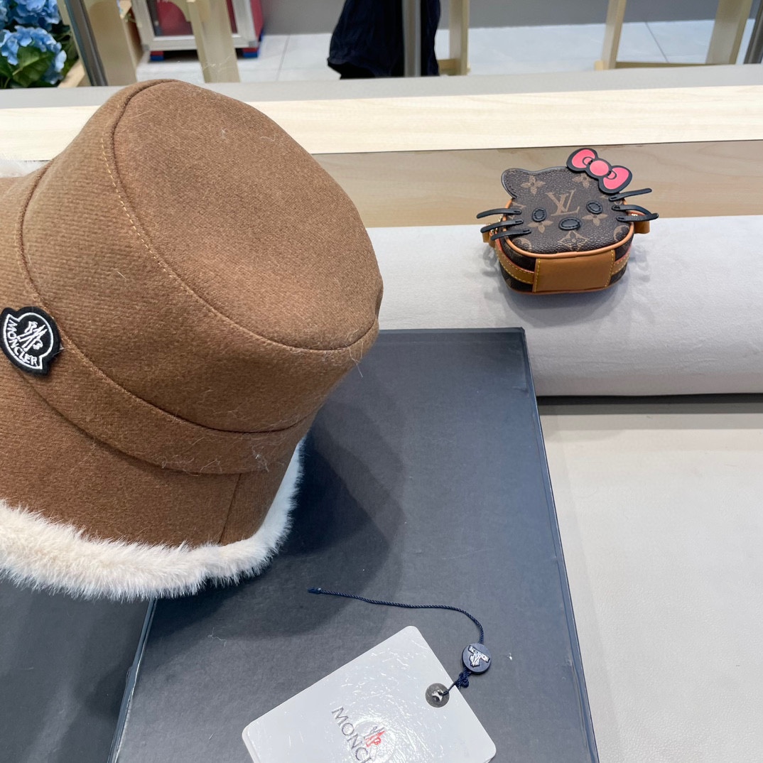 moncler蒙口新款保暖护耳渔夫帽女秋冬加厚毛绒遮脸水桶帽显脸小防寒盆帽