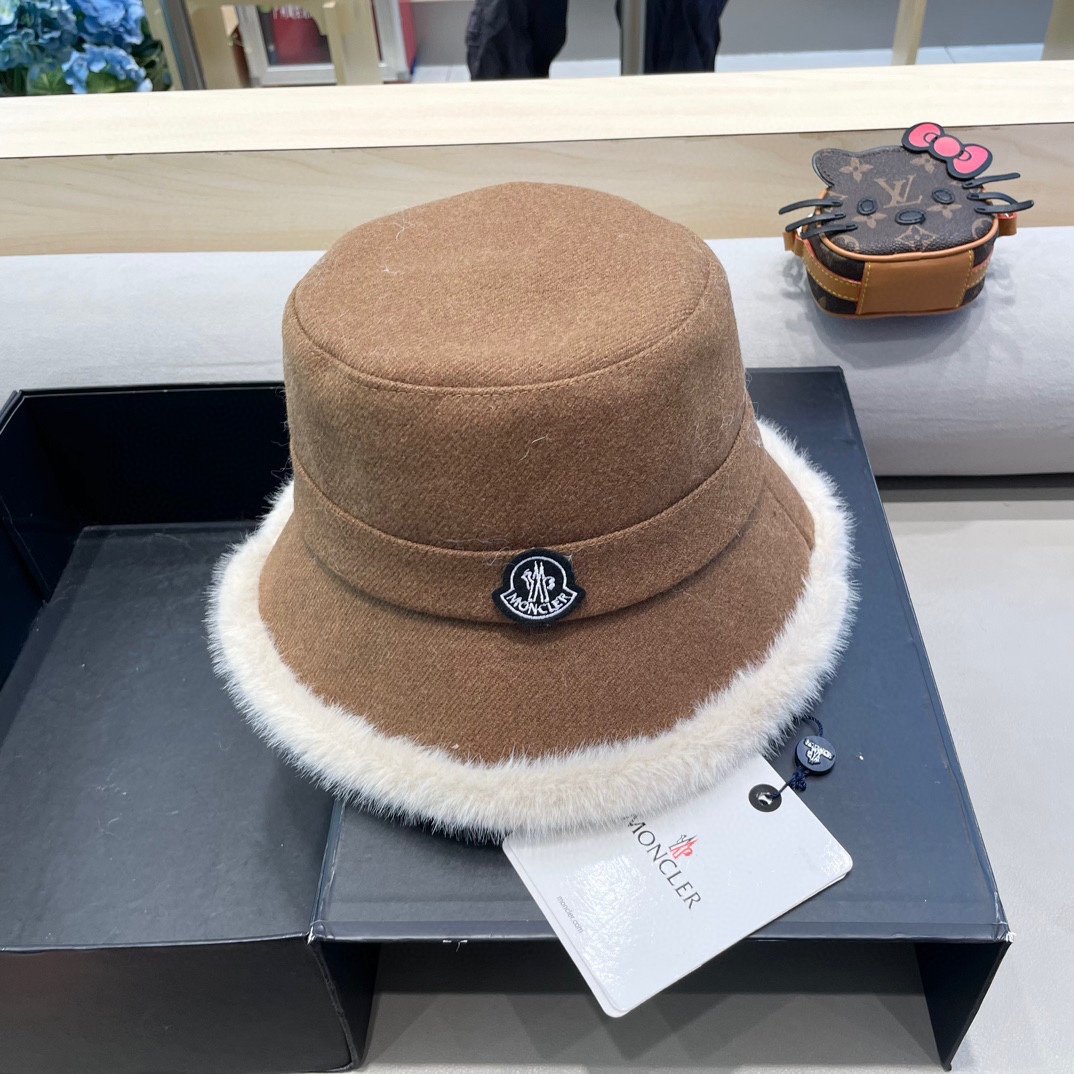 moncler蒙口新款保暖护耳渔夫帽女秋冬加厚毛绒遮脸水桶帽显脸小防寒盆帽