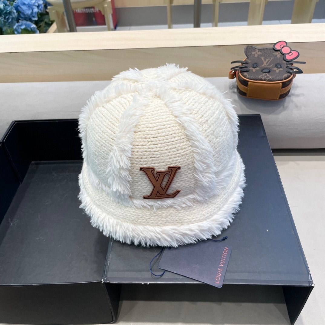 🧢路易威登棒球帽 LouisVuitton😍毛绒帽子女秋冬季2024新款针织帽大头围显脸小加厚保暖护耳渔