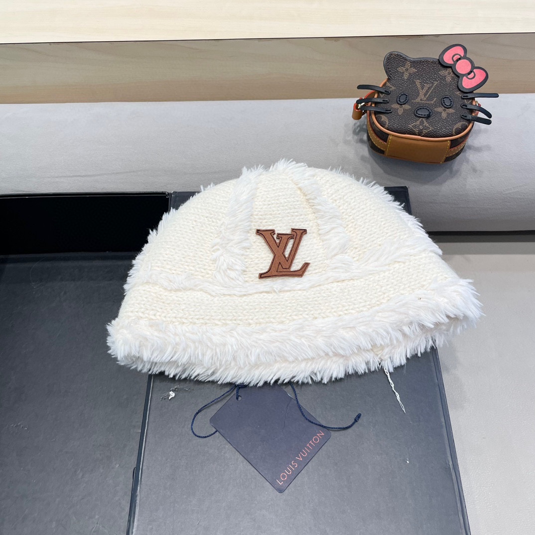 🧢路易威登棒球帽 LouisVuitton😍毛绒帽子女秋冬季2024新款针织帽大头围显脸小加厚保暖护耳渔