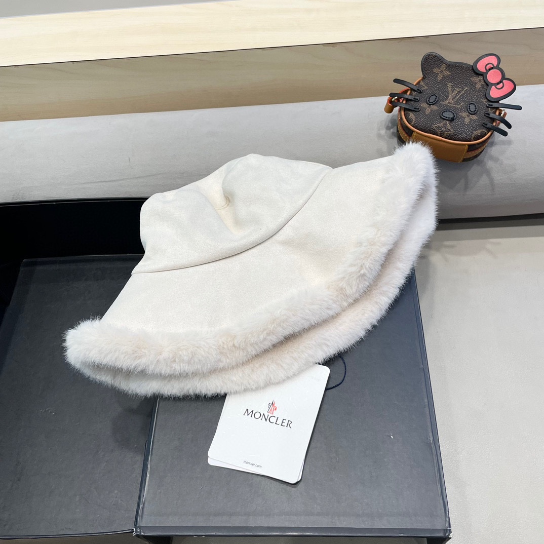 蒙口Moncler大檐加绒渔夫帽子女秋冬保暖毛绒帽护耳百搭加厚盆帽