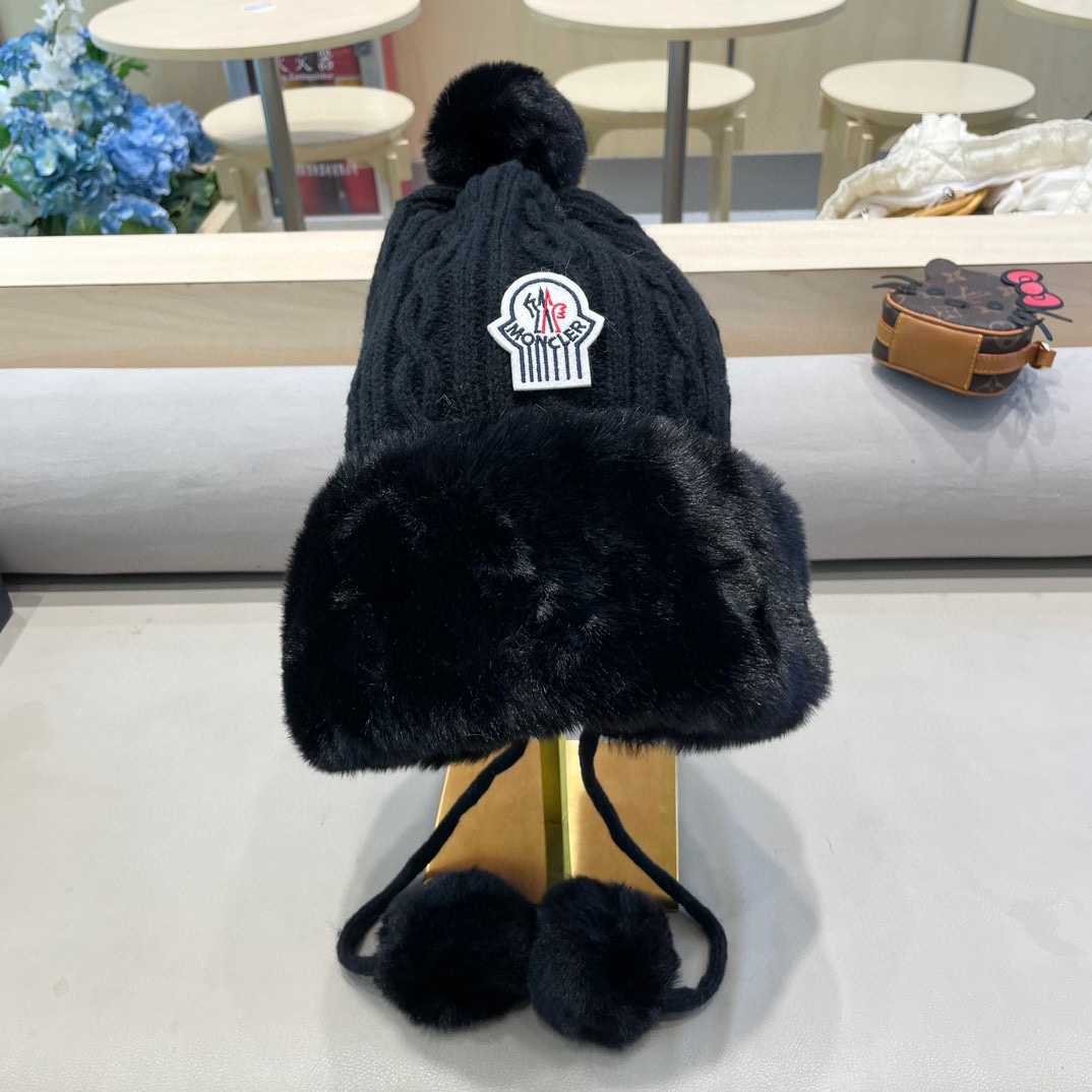 蒙口Moncler秋冬季女甜美可爱毛球雷锋帽韩版加绒加厚针织帽子保暖护耳毛线帽