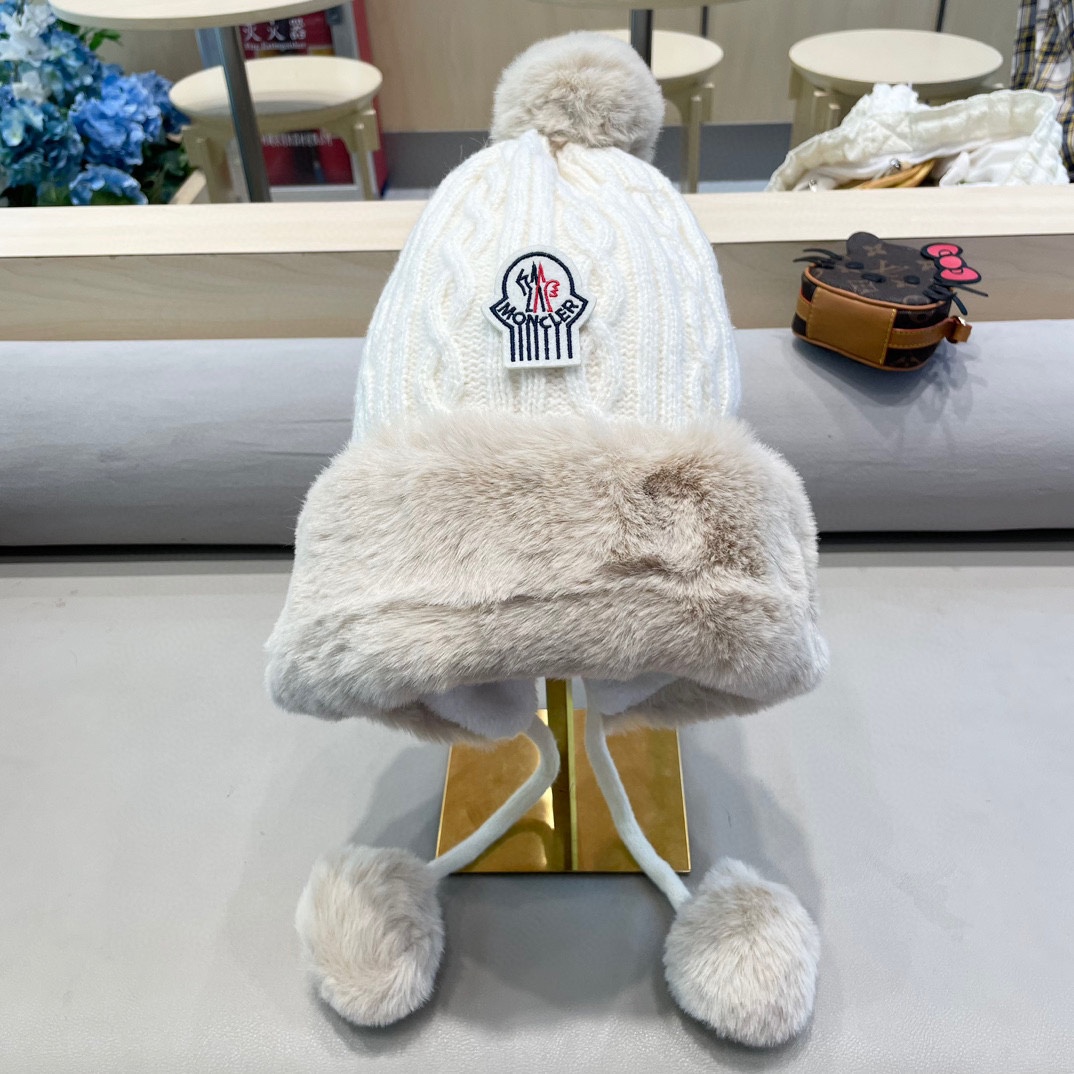 蒙口Moncler秋冬季女甜美可爱毛球雷锋帽韩版加绒加厚针织帽子保暖护耳毛线帽
