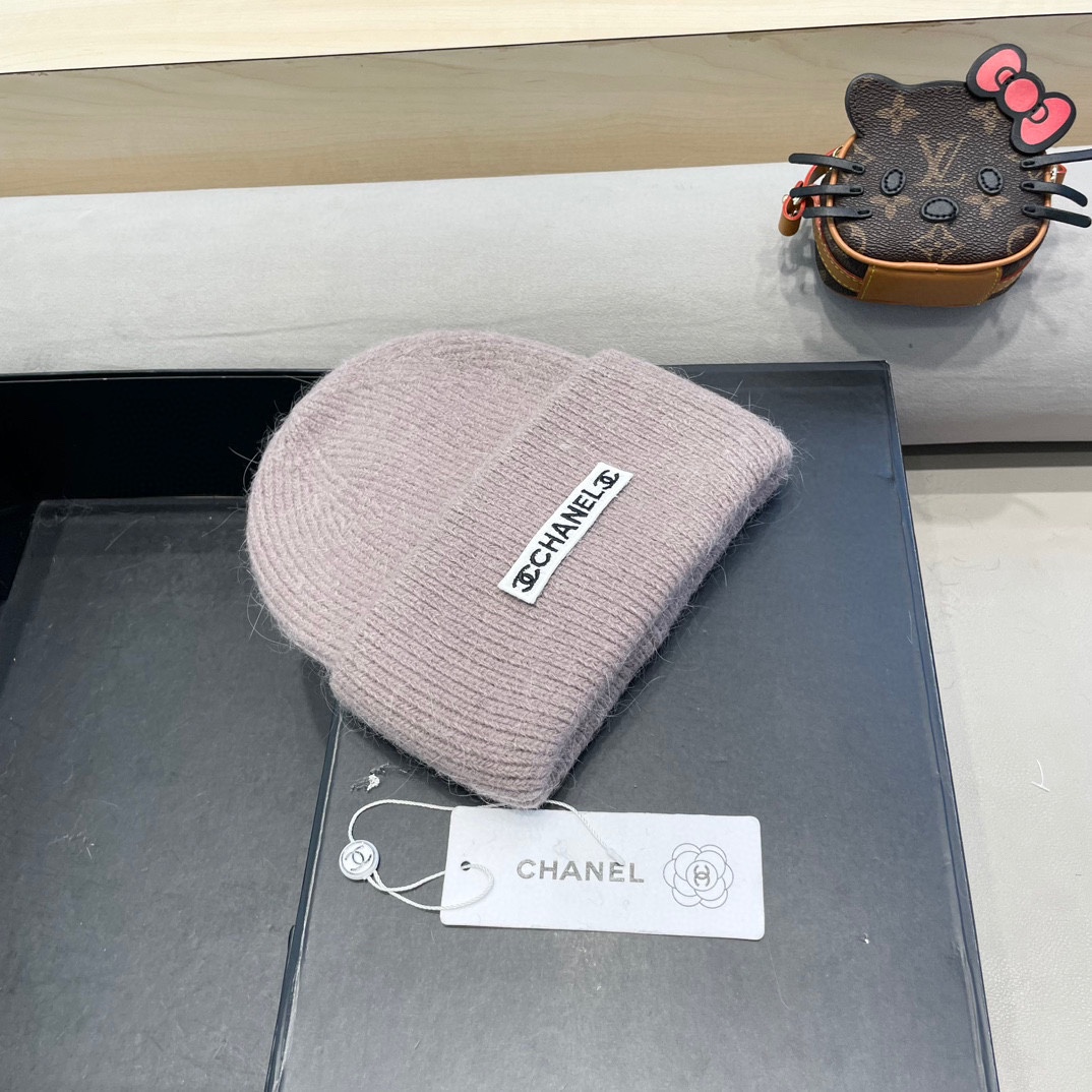 Chanel香奈儿 小香中古爆款双C针织毛线帽网红时尚达人爆款，高品质高弹棉质纱，简约时尚款！