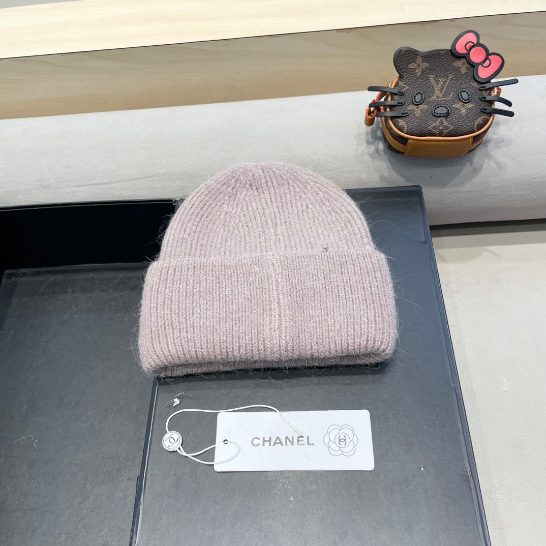 Chanel香奈儿 小香中古爆款双C针织毛线帽网红时尚达人爆款，高品质高弹棉质纱，简约时尚款！